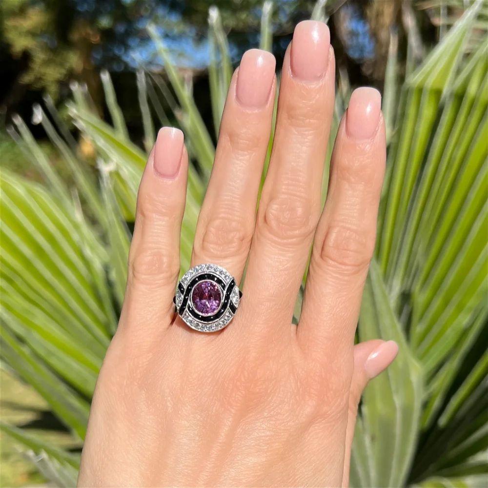 Art Deco Vintage 3.55 Carat NO HEAT GIA Oval Pink Spinel Diamond and Onyx Platinum Ring For Sale