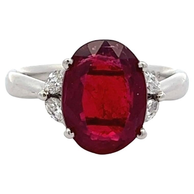 Vintage 3.55 Carats Red Spinel Diamond Platinum Ring