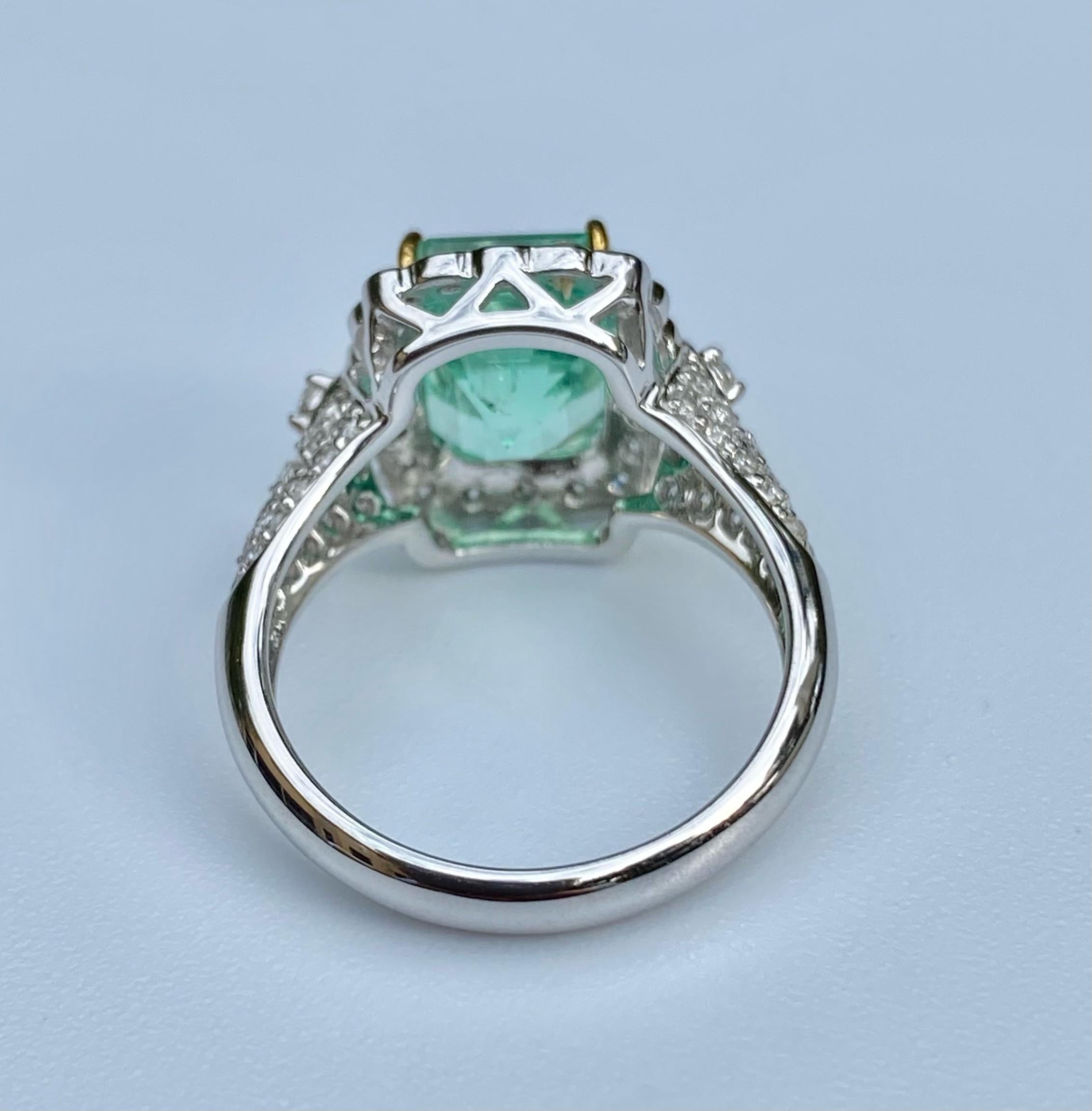 3.58 Carat Emerald-Cut Colombian Emerald, Diamond and 18 Karat White Gold Ring 1