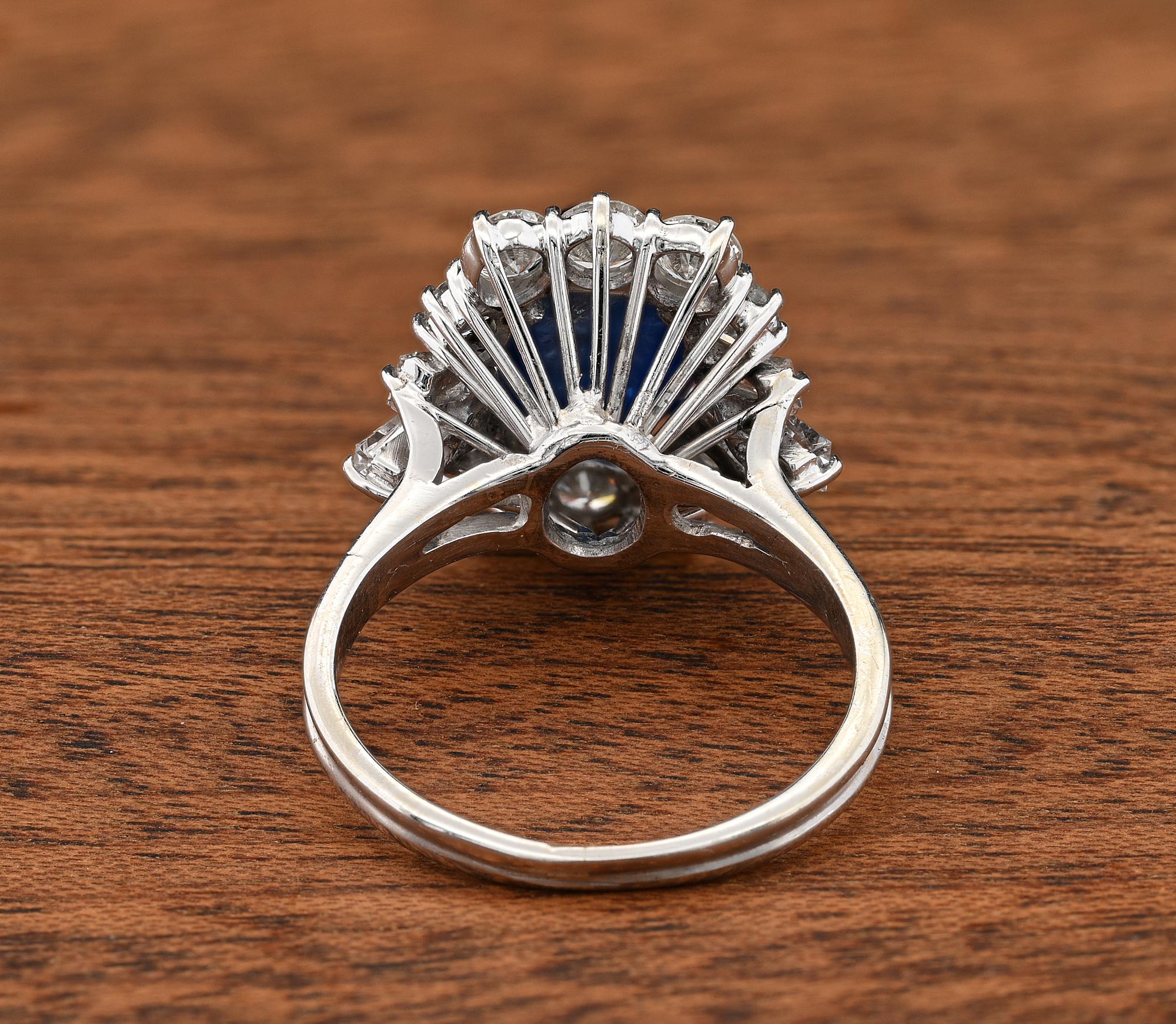 Vintage 3.60 Ct Zafiro Natural 1.90 Ct Diamante 18 KT Anillo de Cóctel en venta 2