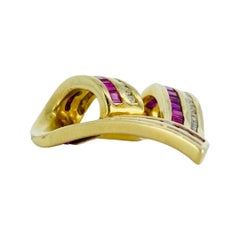 Ciondolo 3D vintage con rubino e diamanti da 3,65 carati Oro 14k