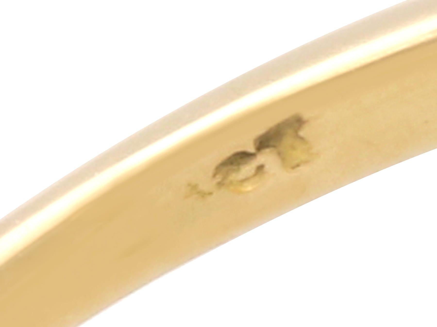 Vintage 37.60 Carat Aquamarine and 18k Yellow Gold Dress Ring 1950 For Sale 2