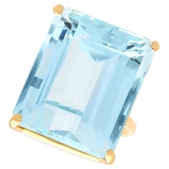 Vintage 37.60 Carat Aquamarine and 18k Yellow Gold Dress Ring 1950