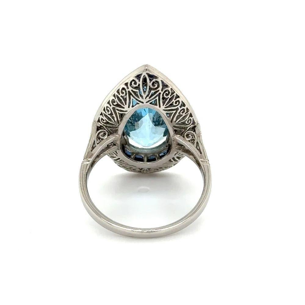 Vintage 3.80 Carat Pear Aquamarine Diamond and Sapphire Platinum Ring In Excellent Condition For Sale In Montreal, QC