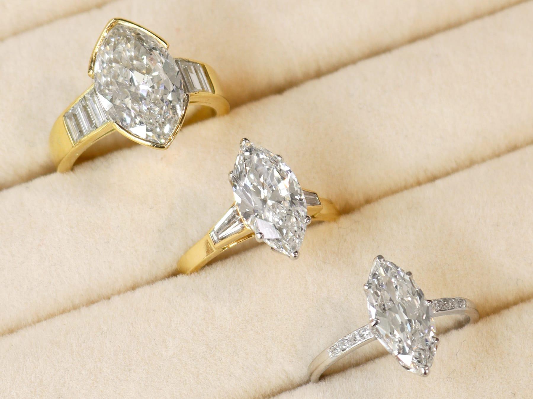 Vintage 3.93 Carat Diamond and Yellow Gold Solitaire Engagement Ring In Excellent Condition For Sale In Jesmond, Newcastle Upon Tyne
