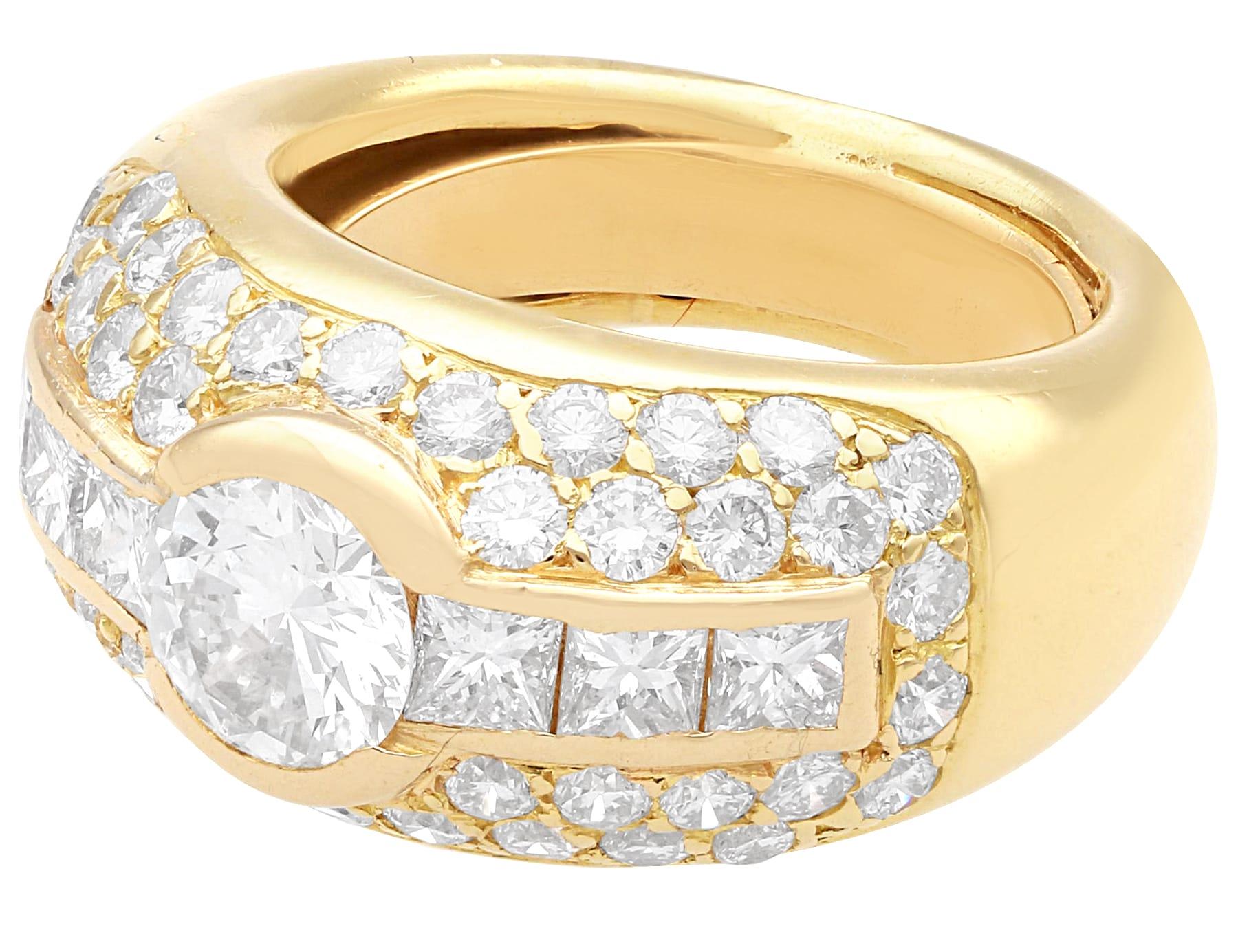 Round Cut Vintage 3.98 Carat Diamond and 18 Carat Yellow Gold Ring For Sale
