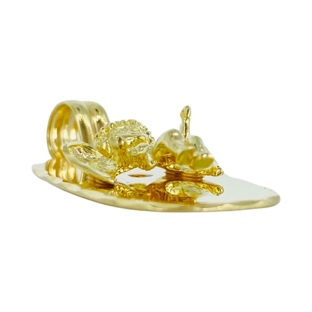 Vintage 3D Angel Diamond Cut Pendant 14k Gold Italy For Sale 1