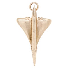 Vintage 3D Concord Charm/Pendant in 9 Carat Yellow Gold, 1970