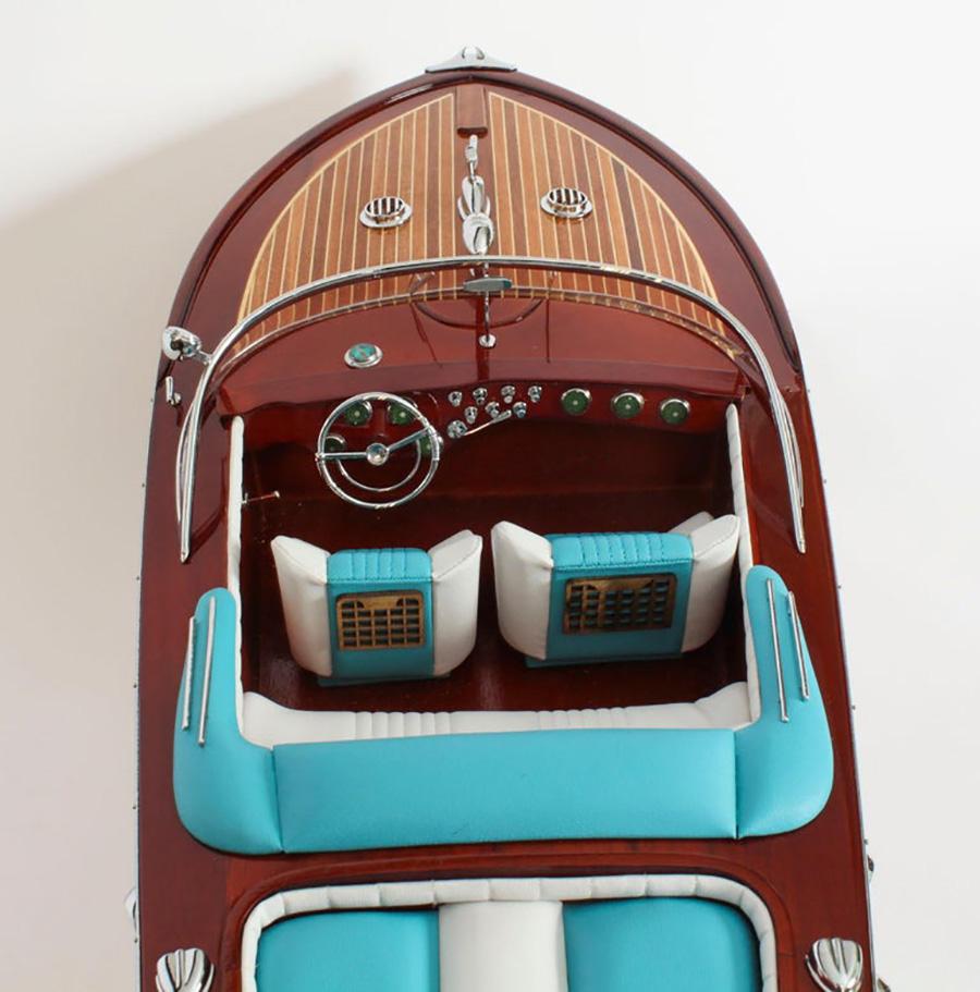 Maqueta vintage de 90 cm de una lancha motora Riva Aquarama Limited Edition. 3ft 20th C 2