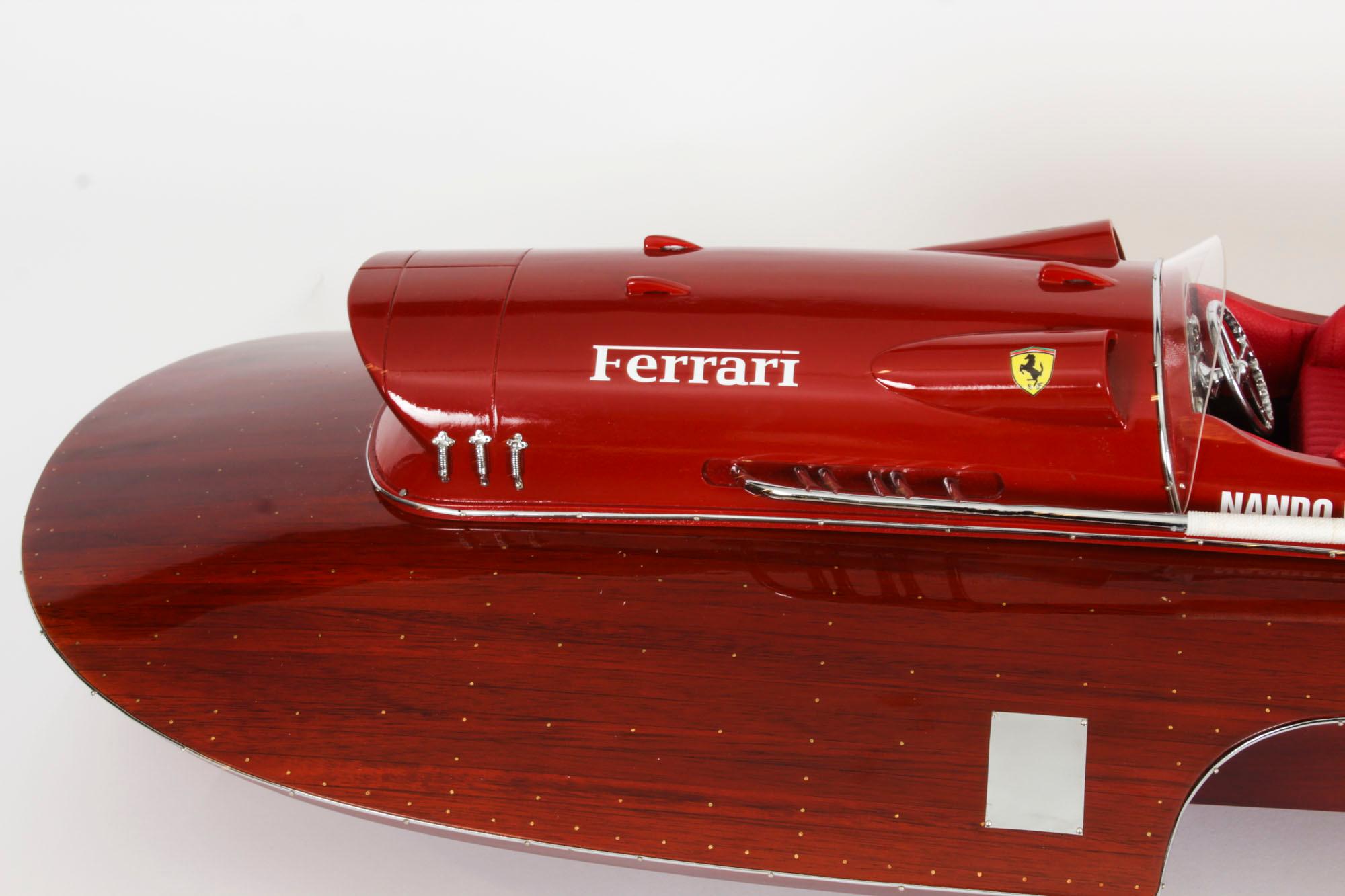 Metà XX secolo Modellino d'epoca di un idrovolante Ferrari Arno XI del 1954 lungo 37
