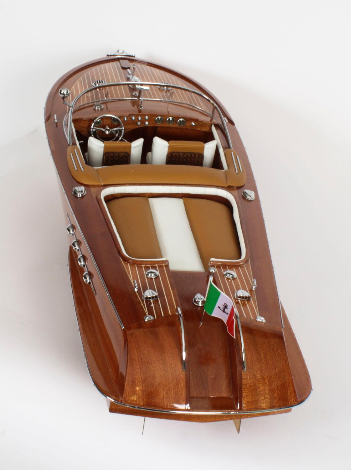 Mahogany Vintage 3ft model of a Riva Aquarama speedboat 20th Century