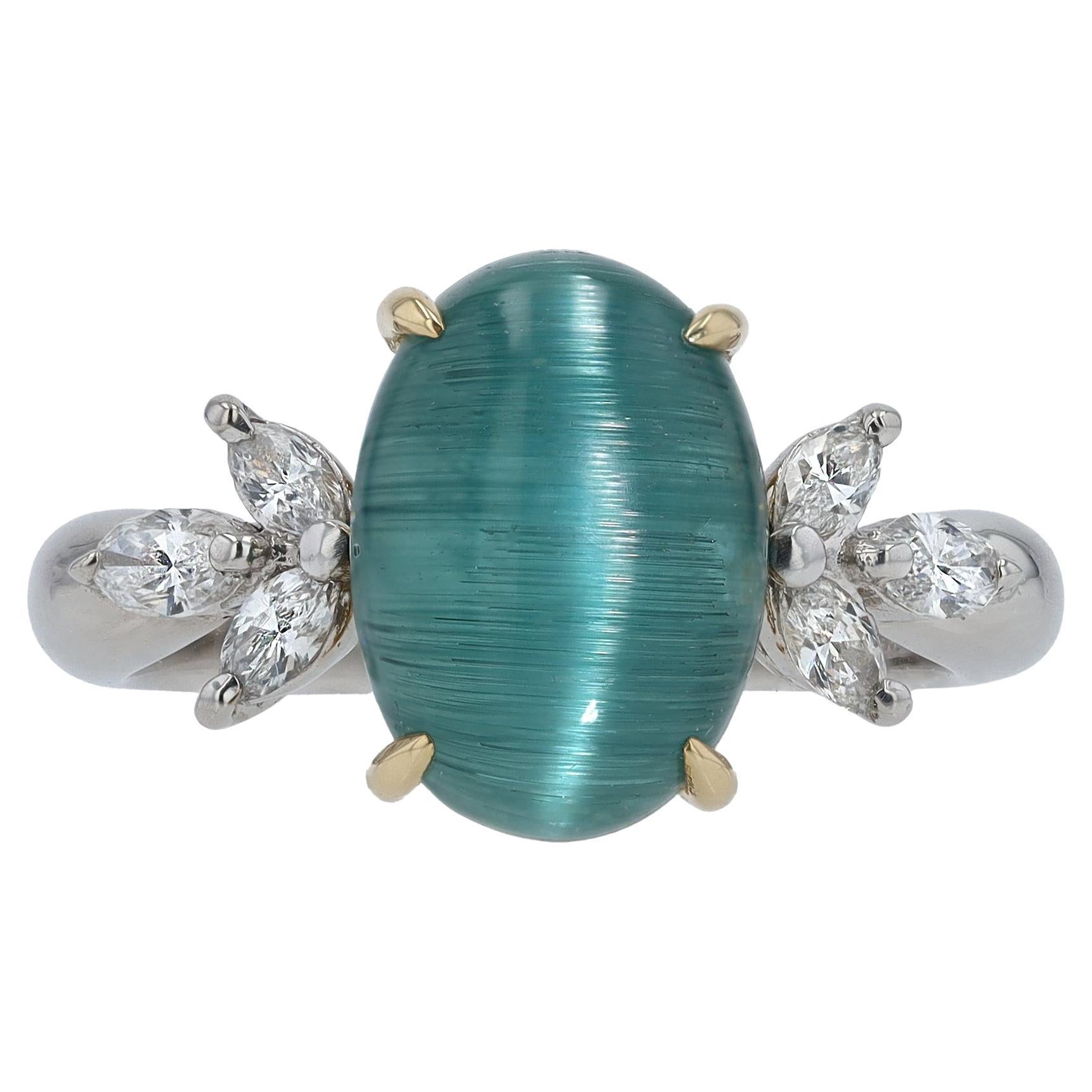 Vintage 4 Carat Cat's Eye Indicolite Tourmaline and Diamond Cocktail Ring For Sale