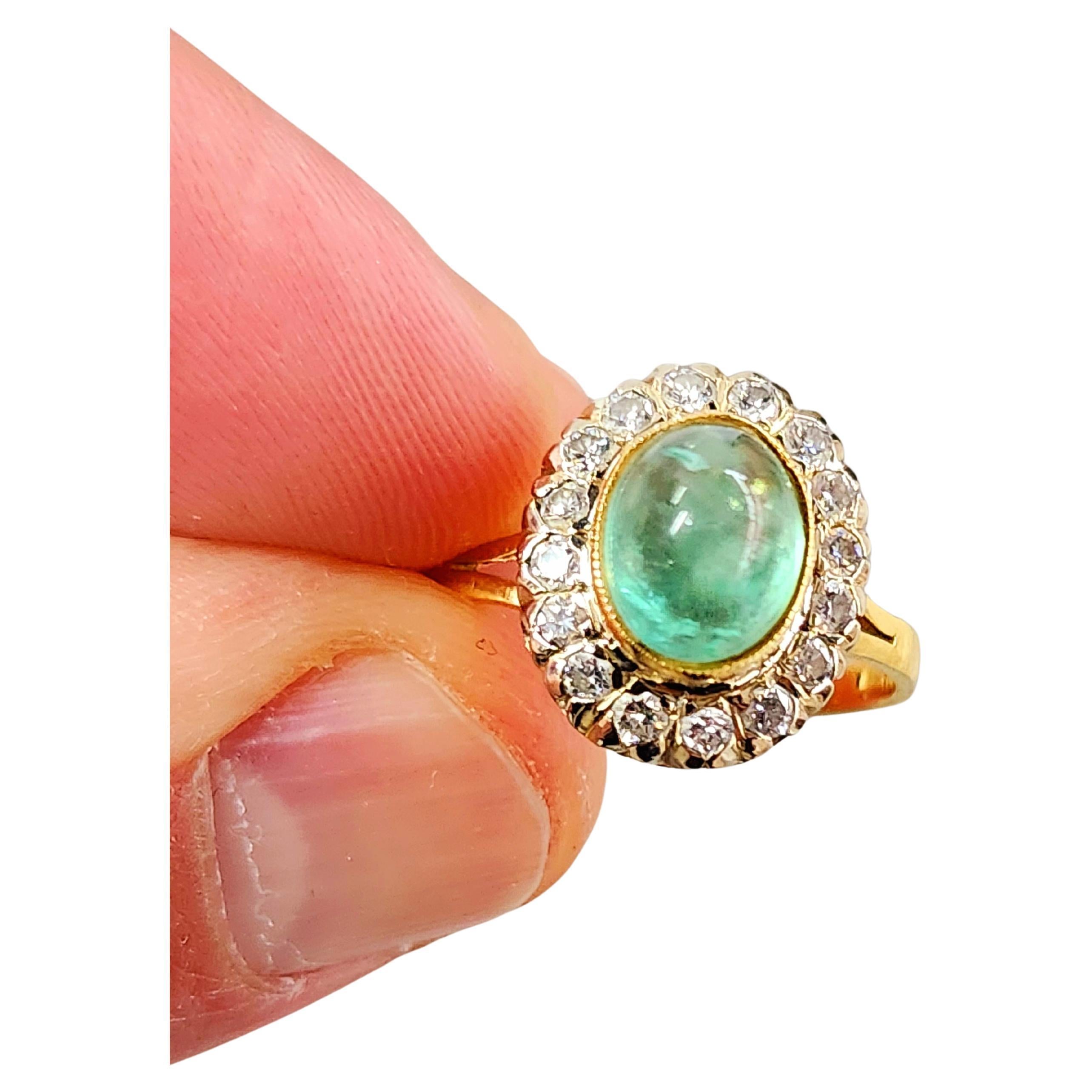 Goldring mit 4 Karat Smaragd und Diamant im Vintage-Stil Damen
