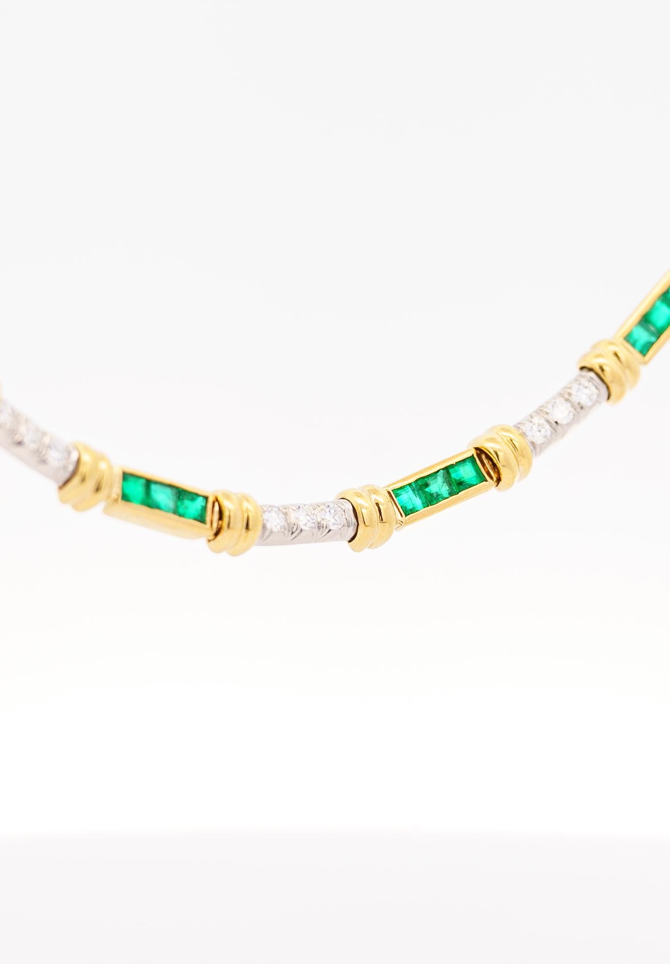 Natural emerald and diamond choker necklace in 18k gold. Fixed with a textured polished finish, channel tension setting, and box closure with double safety clasps. A natural gem and solid gold piece with ideal weight on the neck and perfect