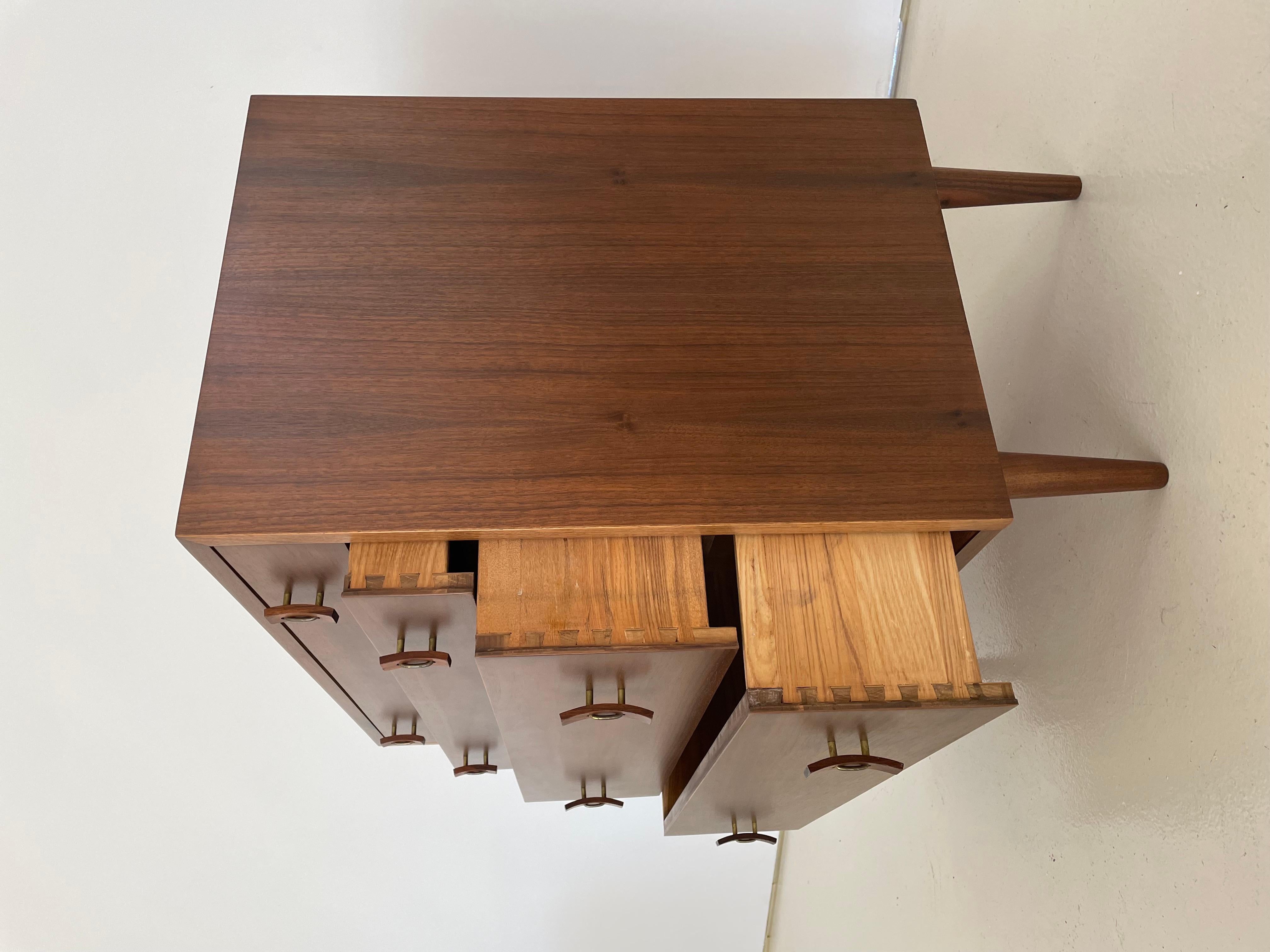 Veneer Vintage 4 Drawer Chest by Stanley Young for Glenn of California