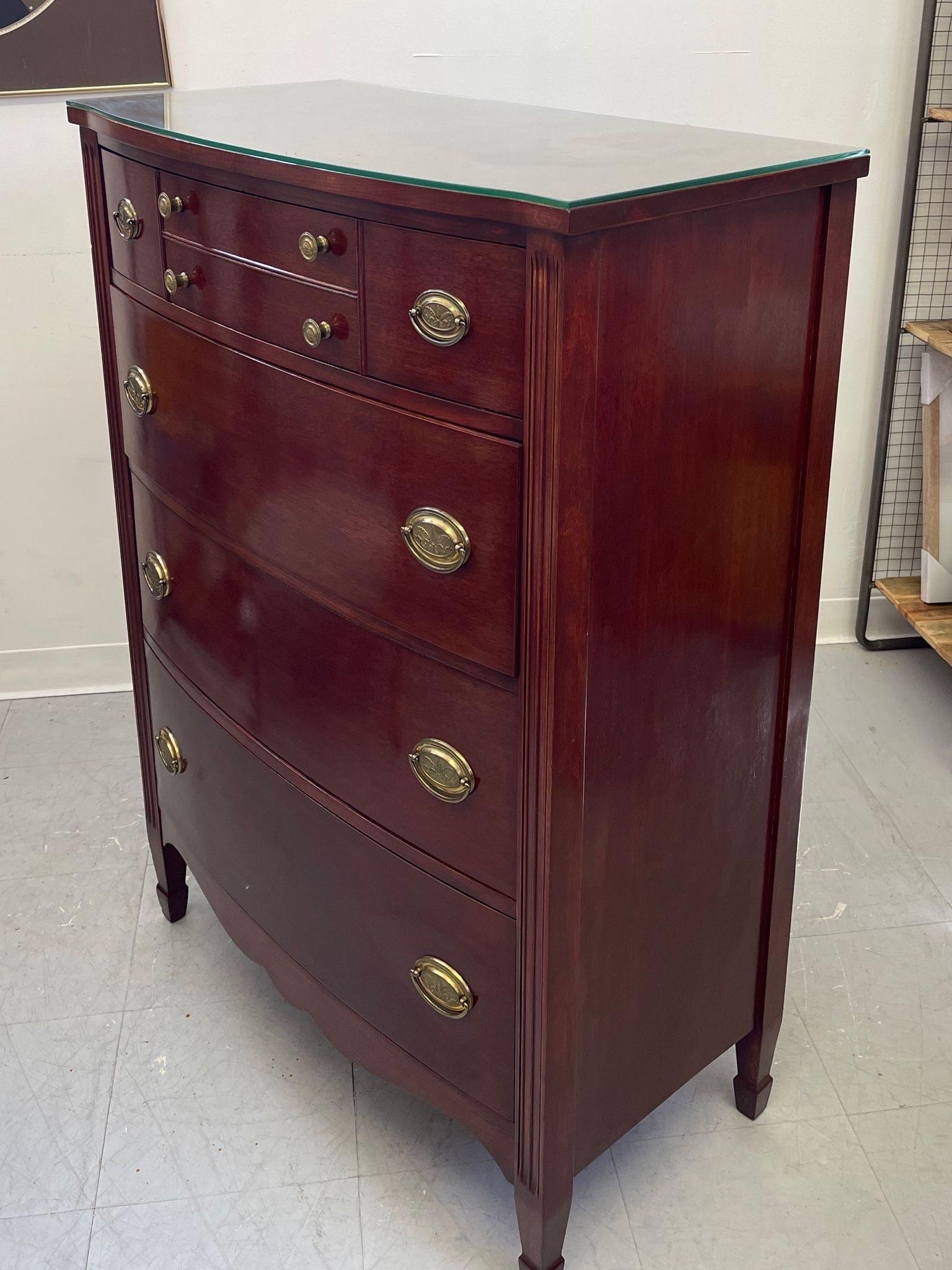 Mid-Century Modern Vintage 4 Drawer Dresser by Mount Airy With Mahogany Tone. For Sale