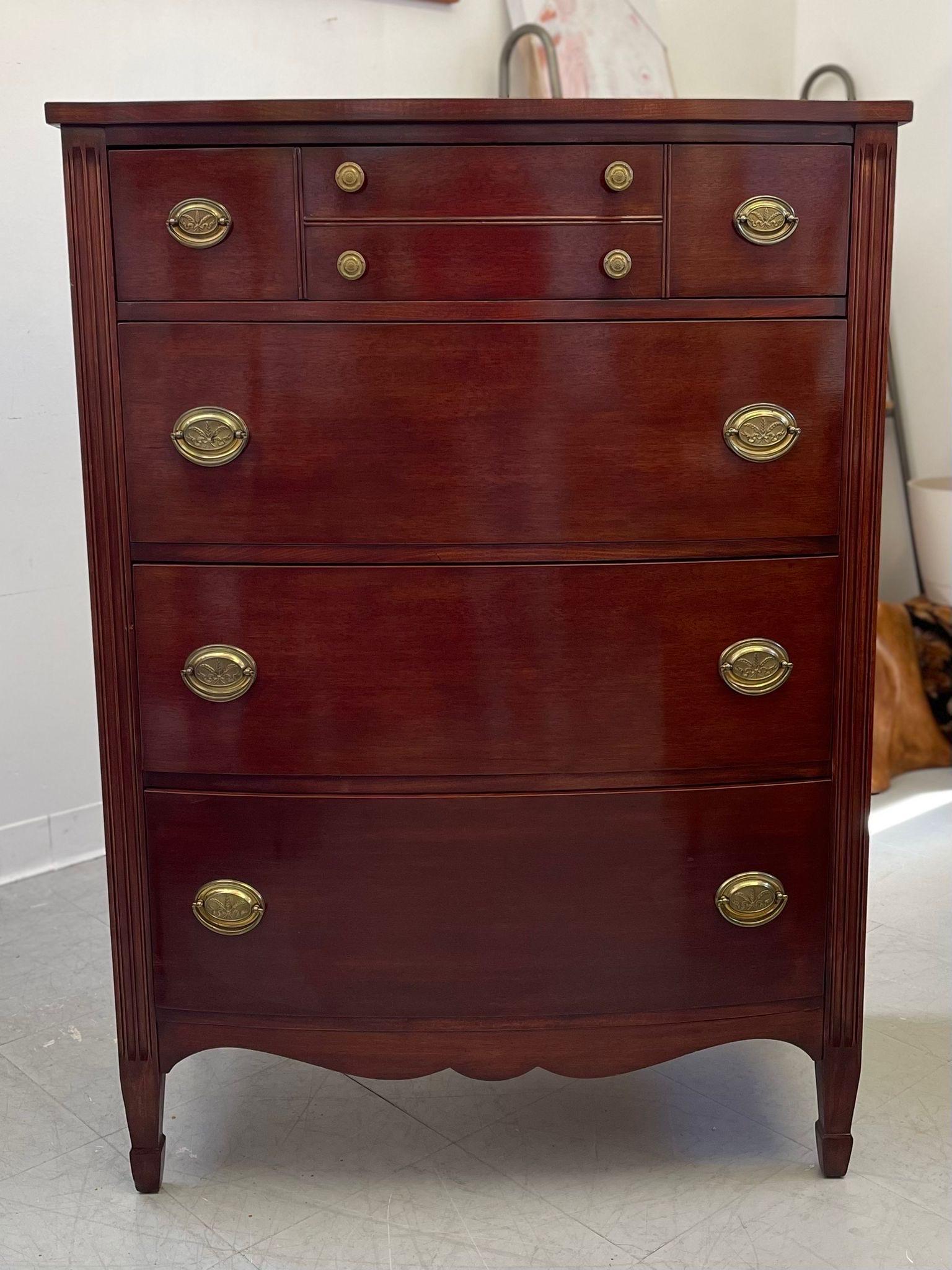 Late 20th Century Vintage 4 Drawer Dresser by Mount Airy With Mahogany Tone. For Sale