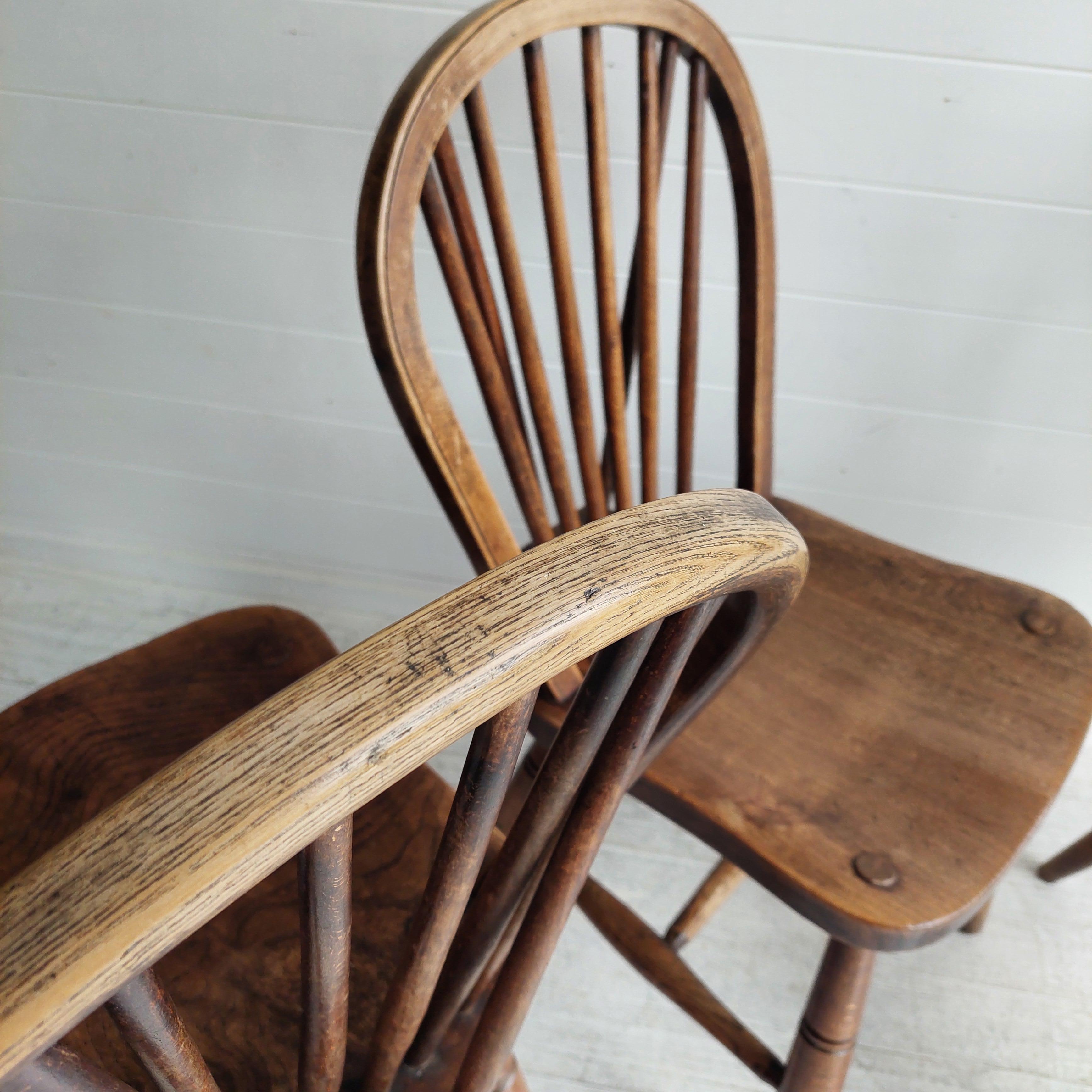 Mid-20th Century Vintage 4 High Wycombe Elm spindle hoop Back Windsor dining Chairs, 1942