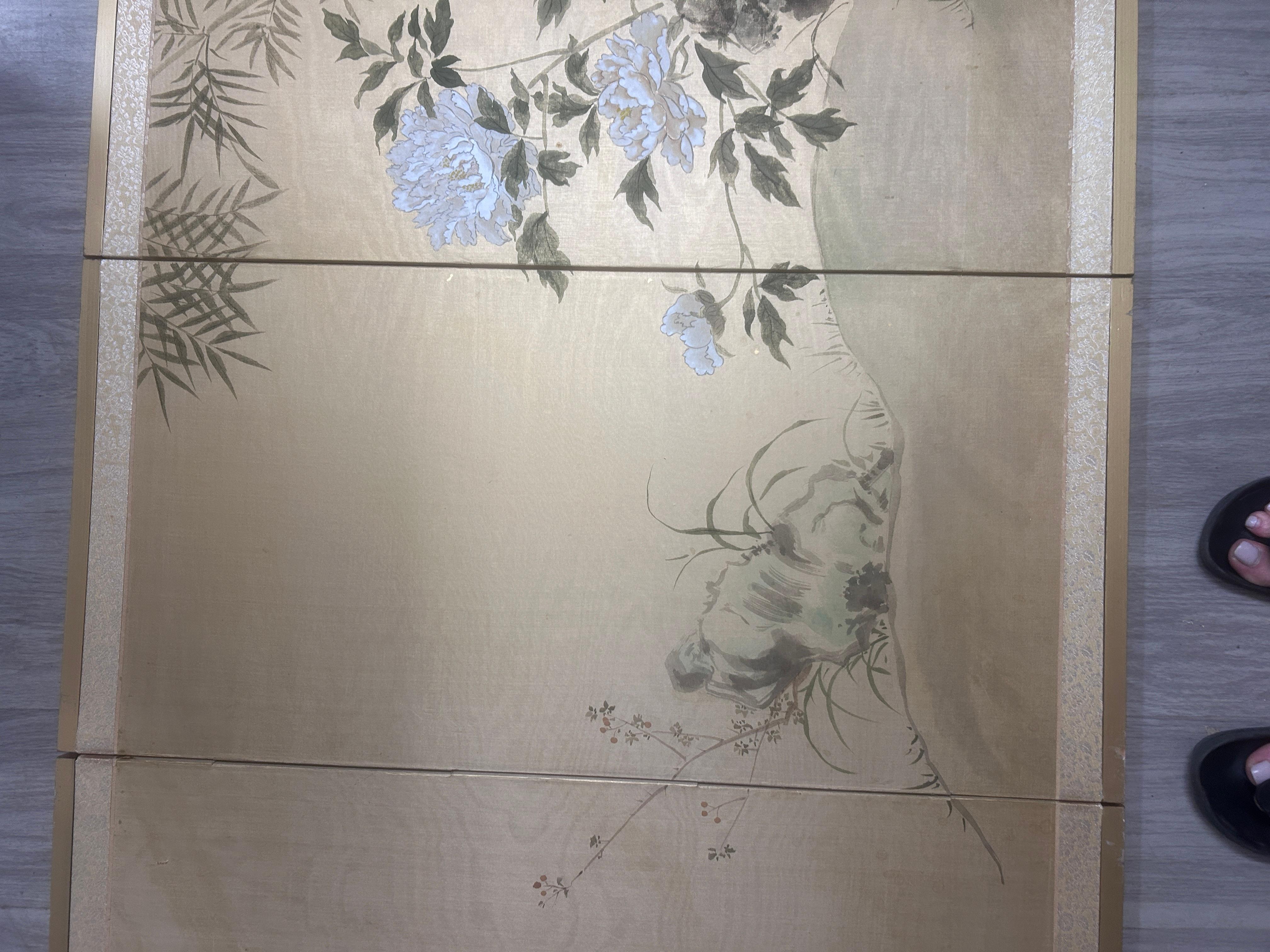 Vintage 4-Panel Silk Japanese Byobu Folding Screen with White Peonies For Sale 3