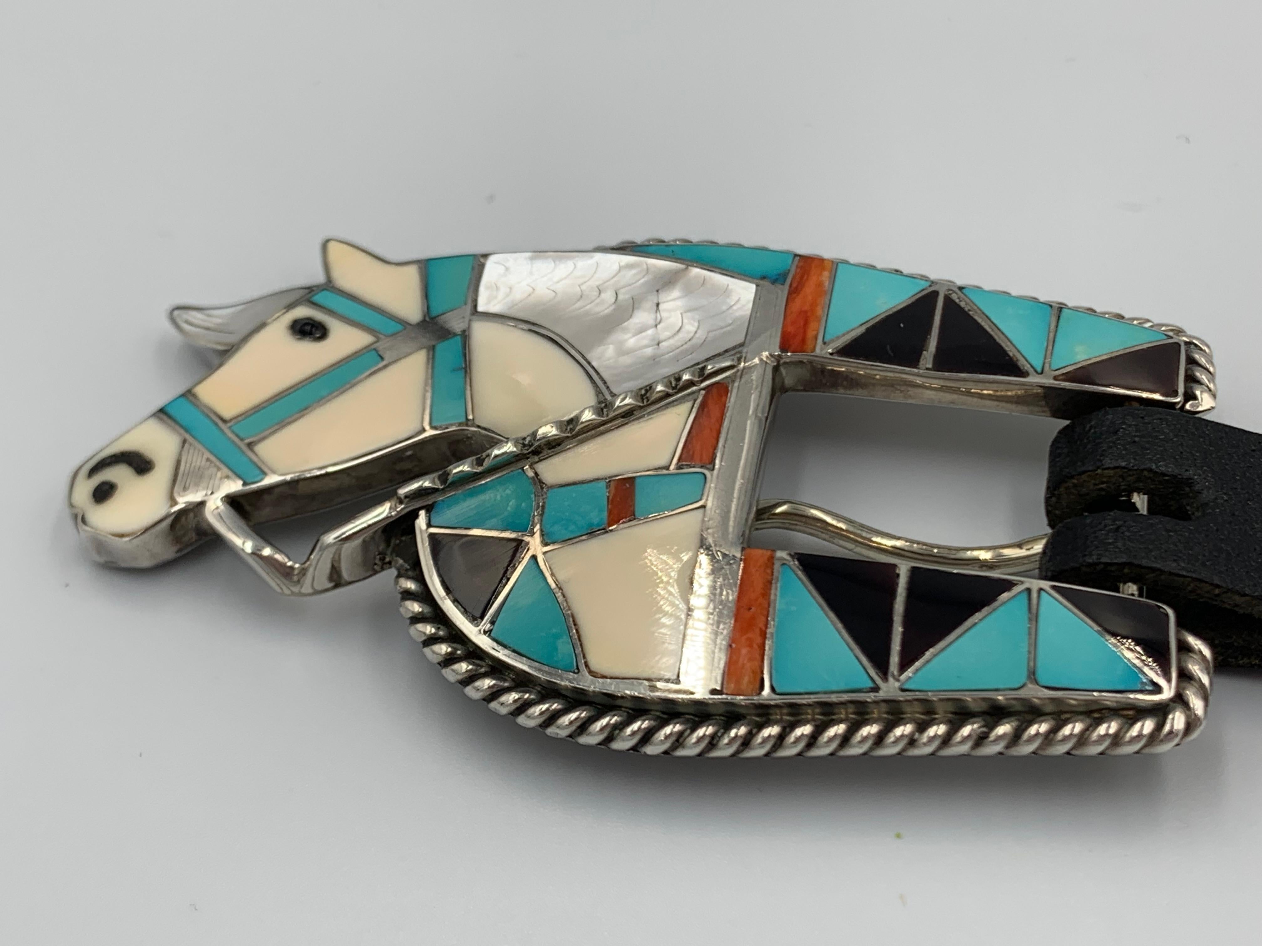 4-teiliges Ranger-Schnallen-Set mit Pferdeintarsien von Lincoln und Helen Zunie, Vintage im Zustand „Hervorragend“ im Angebot in Scottsdale, AZ