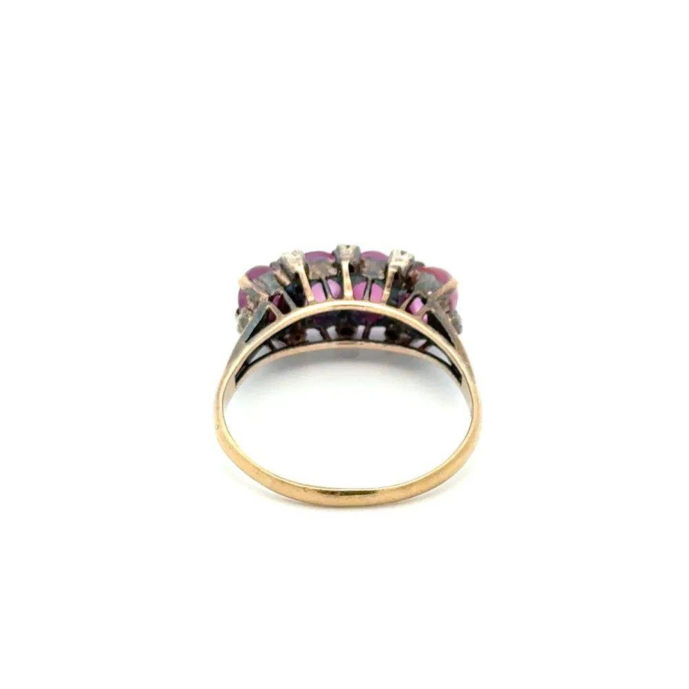 Anello d'oro con rubino e diamanti a 4 stelle vintage In condizioni ottime in vendita a Montreal, QC