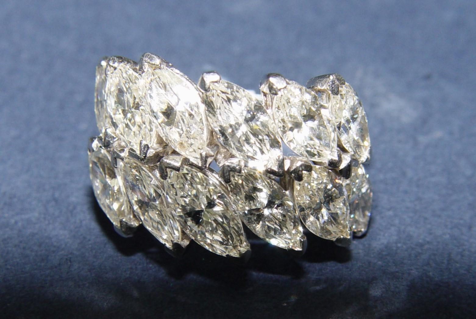 Vintage 4.00CT(Est). Marquise Diamond Cocktail Ring PLATINUM s-7 For Sale 4