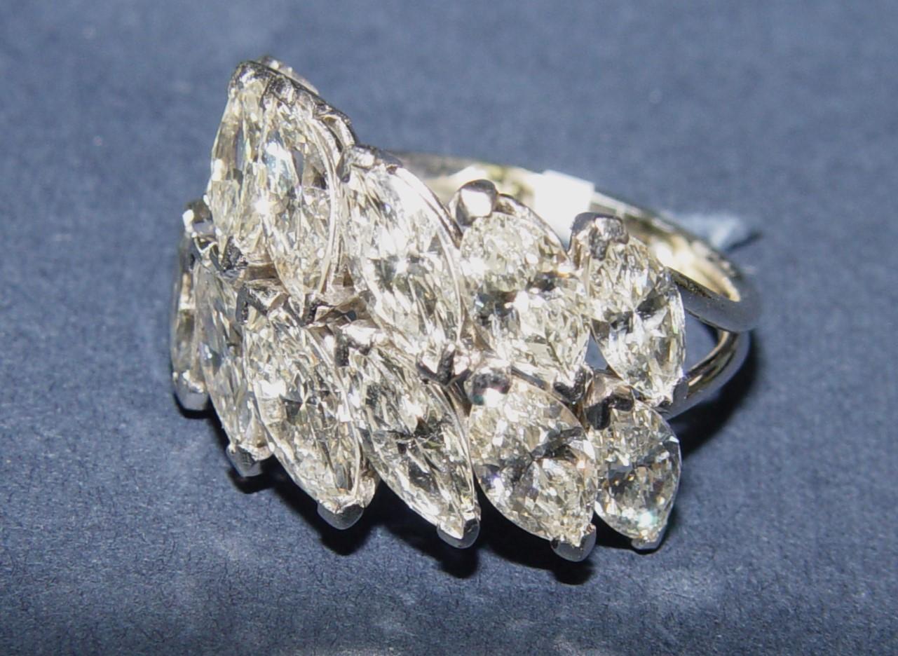 Women's or Men's Vintage 4.00CT(Est). Marquise Diamond Cocktail Ring PLATINUM s-7 For Sale