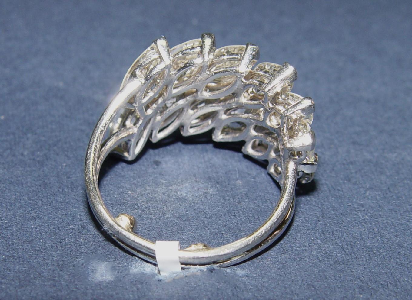 Vintage 4.00CT(Est). Marquise Diamond Cocktail Ring PLATINUM s-7 For Sale 2