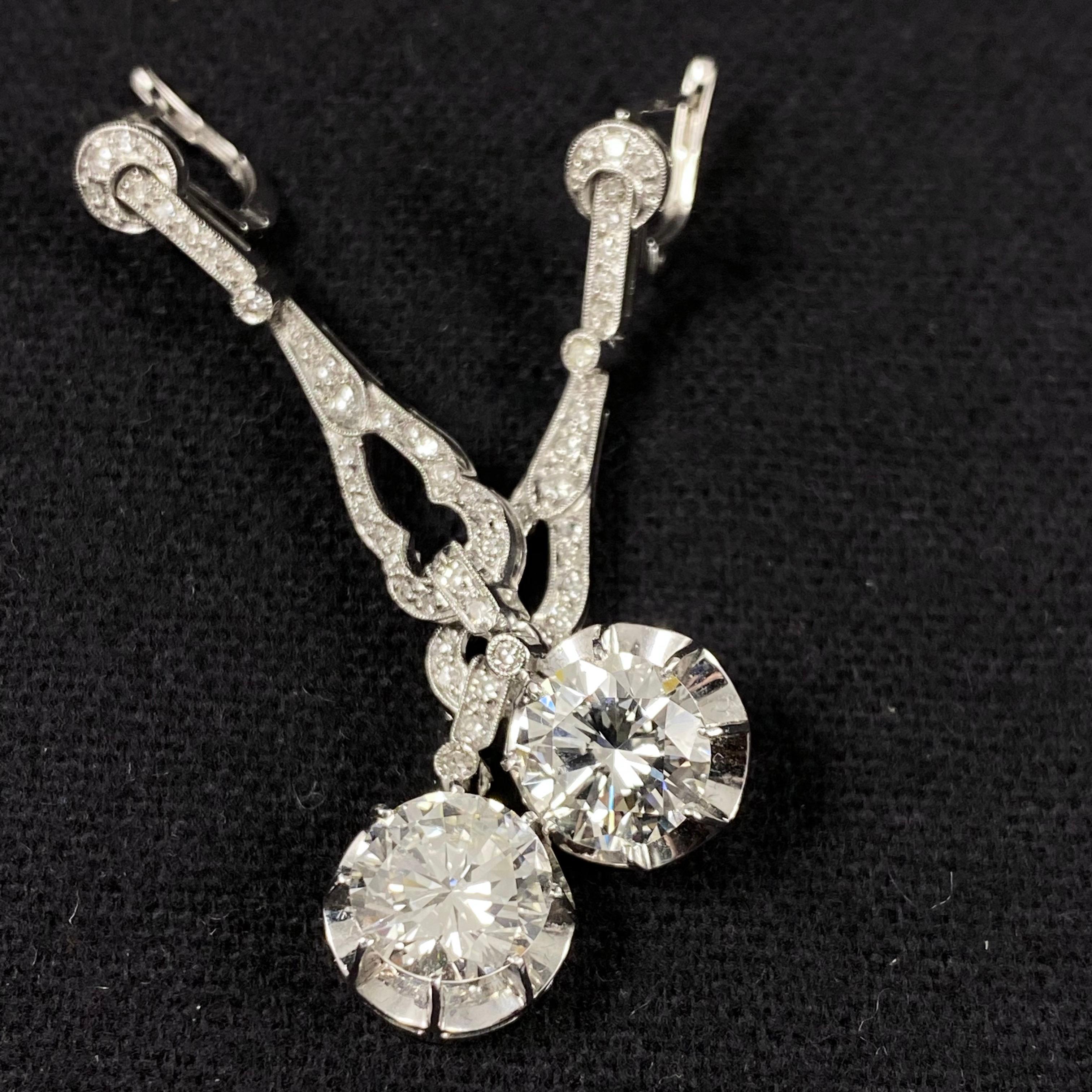 Vintage 4.04 Carat VVS Art Deco Style Diamond Pendant Drop Earrings White Gold For Sale 8