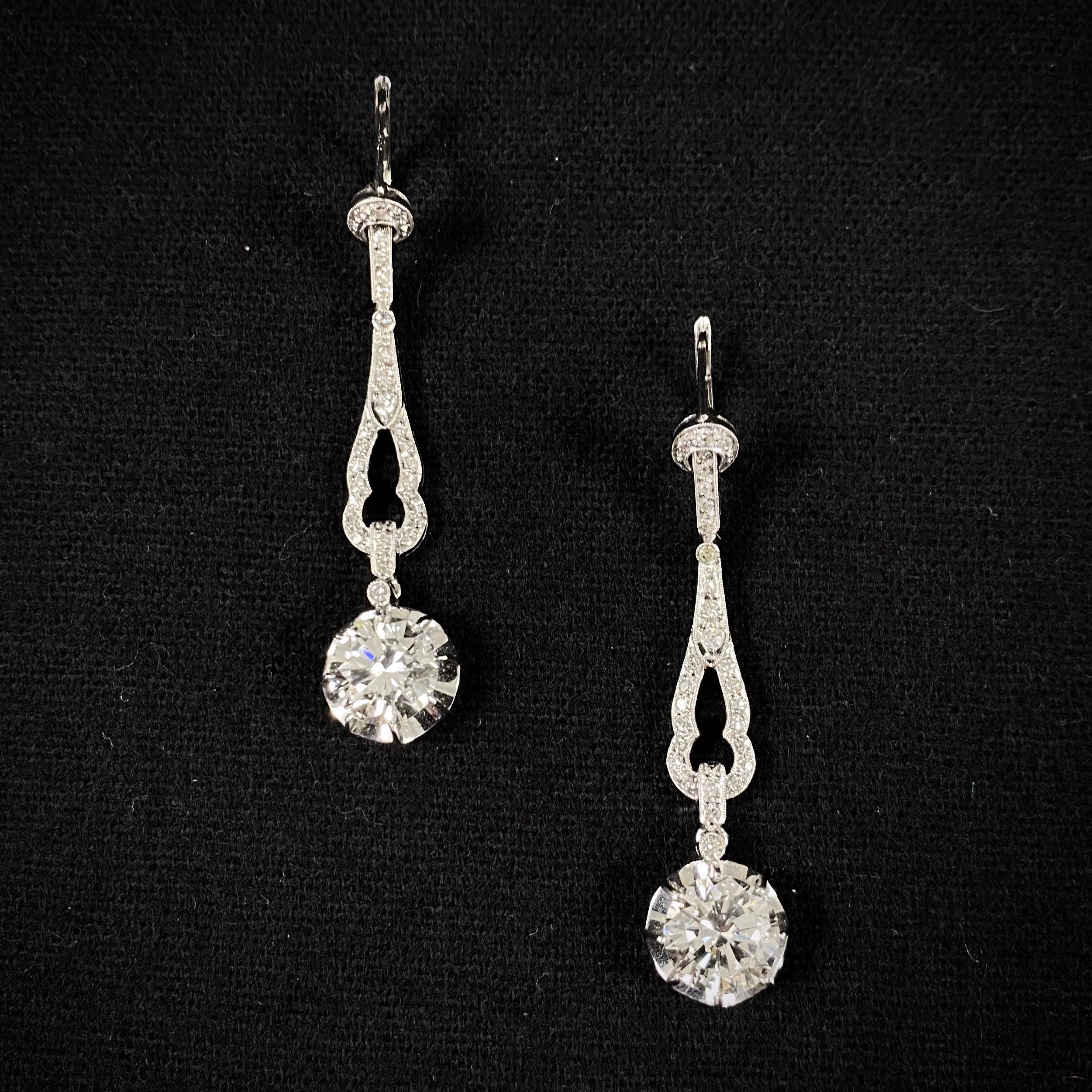 Vintage 4.04 Carat VVS Art Deco Style Diamond Pendant Drop Earrings White Gold For Sale 9