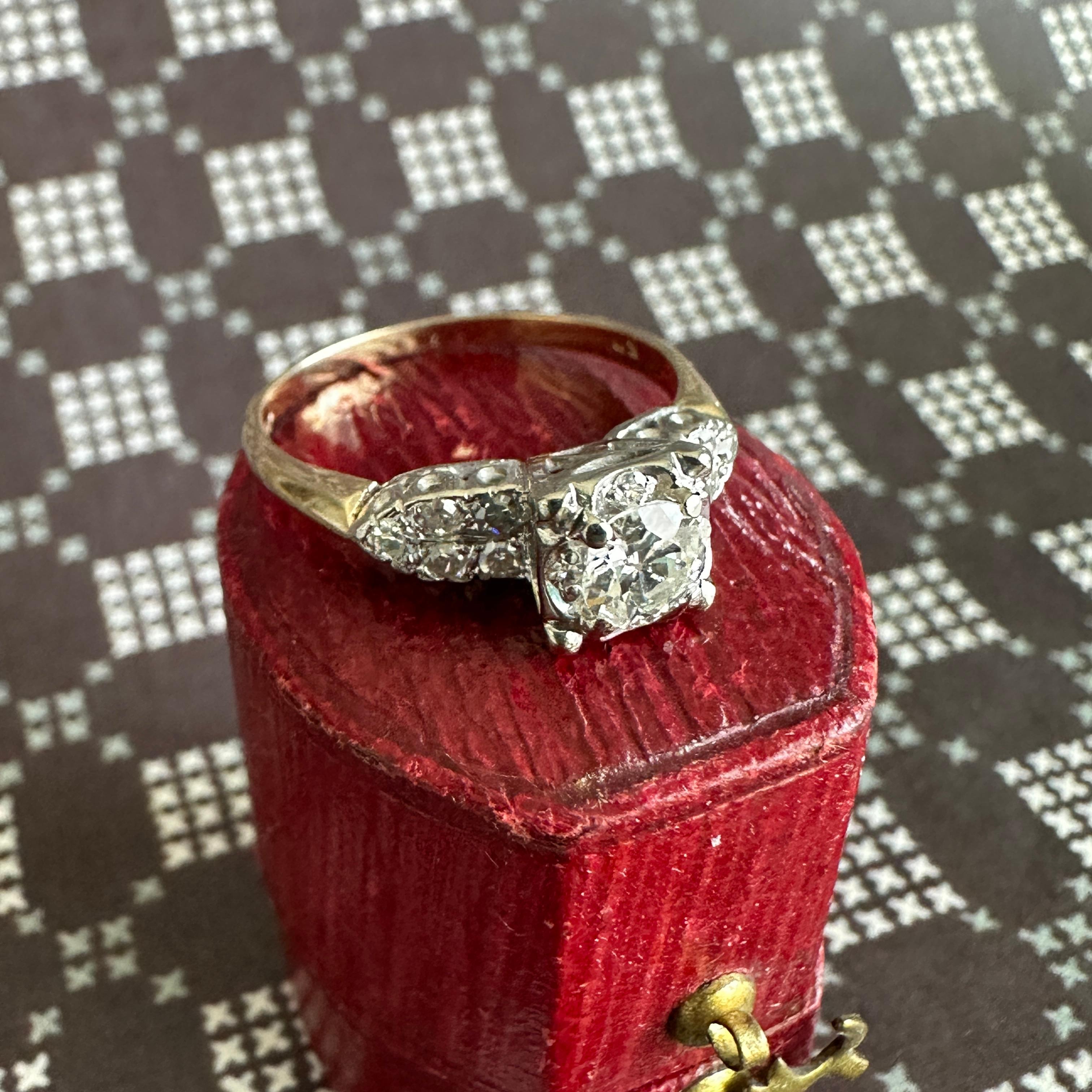 Anello di fidanzamento d'epoca con diamante da 0,40 carati in oro bicolore 14K in vendita 5