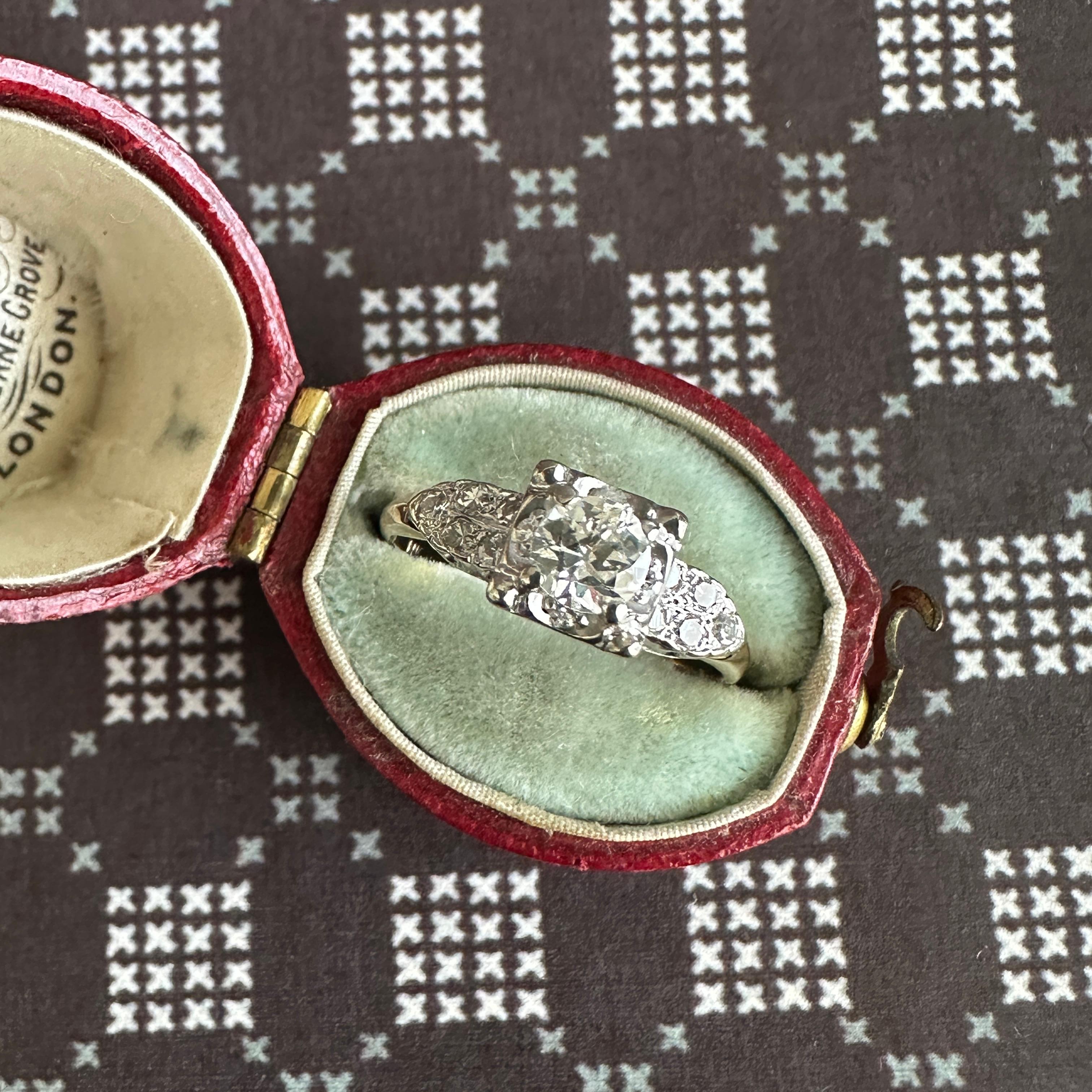 Anello di fidanzamento d'epoca con diamante da 0,40 carati in oro bicolore 14K in vendita 10