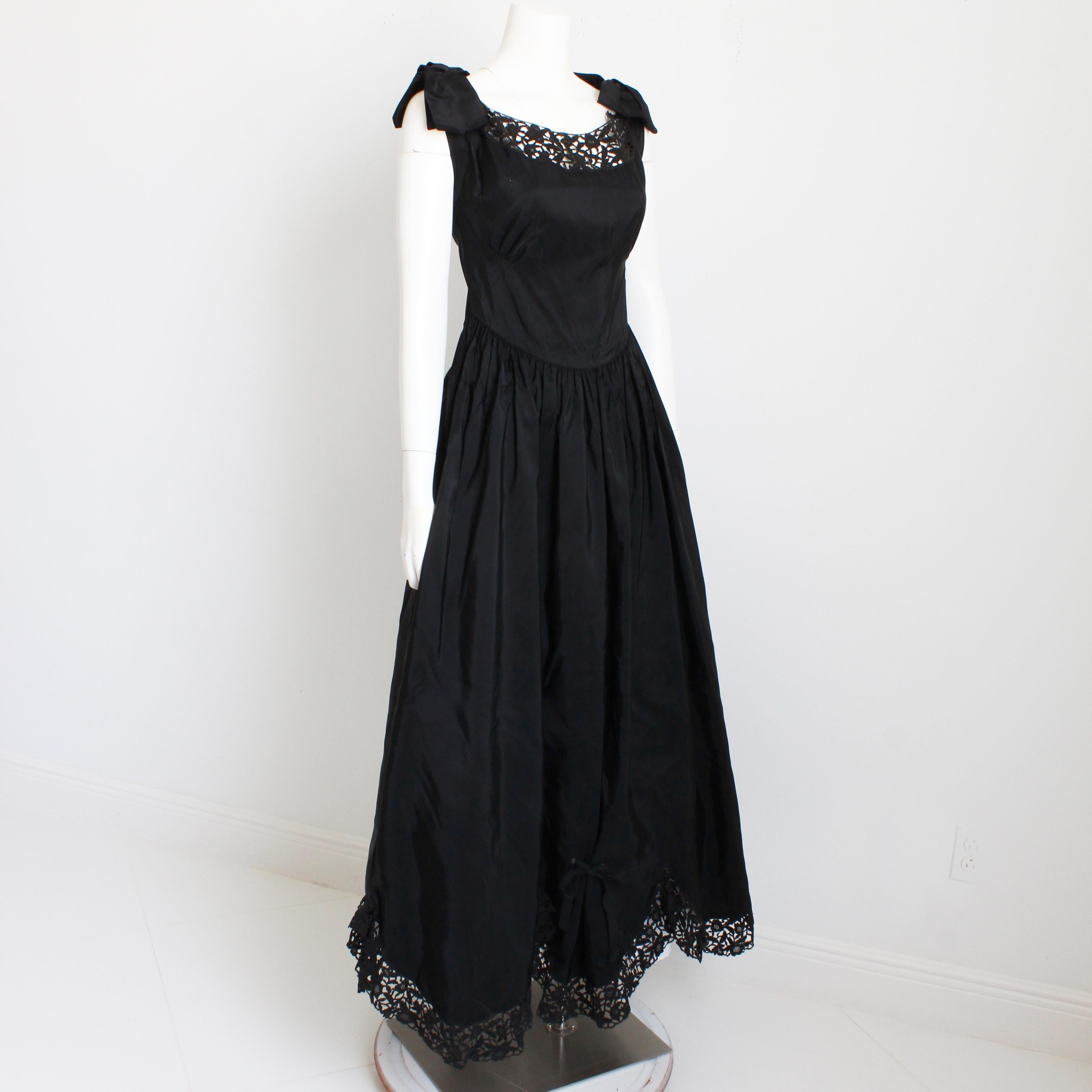 Vintage 40s Evening Dress Gown Black Taffeta Scalloped Lace Hem Irving Detroit For Sale 2