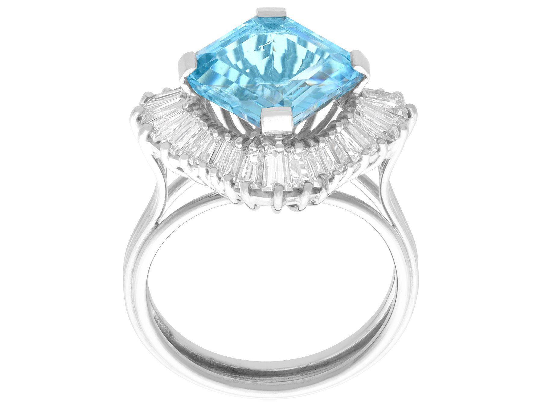 Women's or Men's Vintage 4.12 Carat Aquamarine and 1.95 Carat Diamond Platinum Cluster Ring For Sale