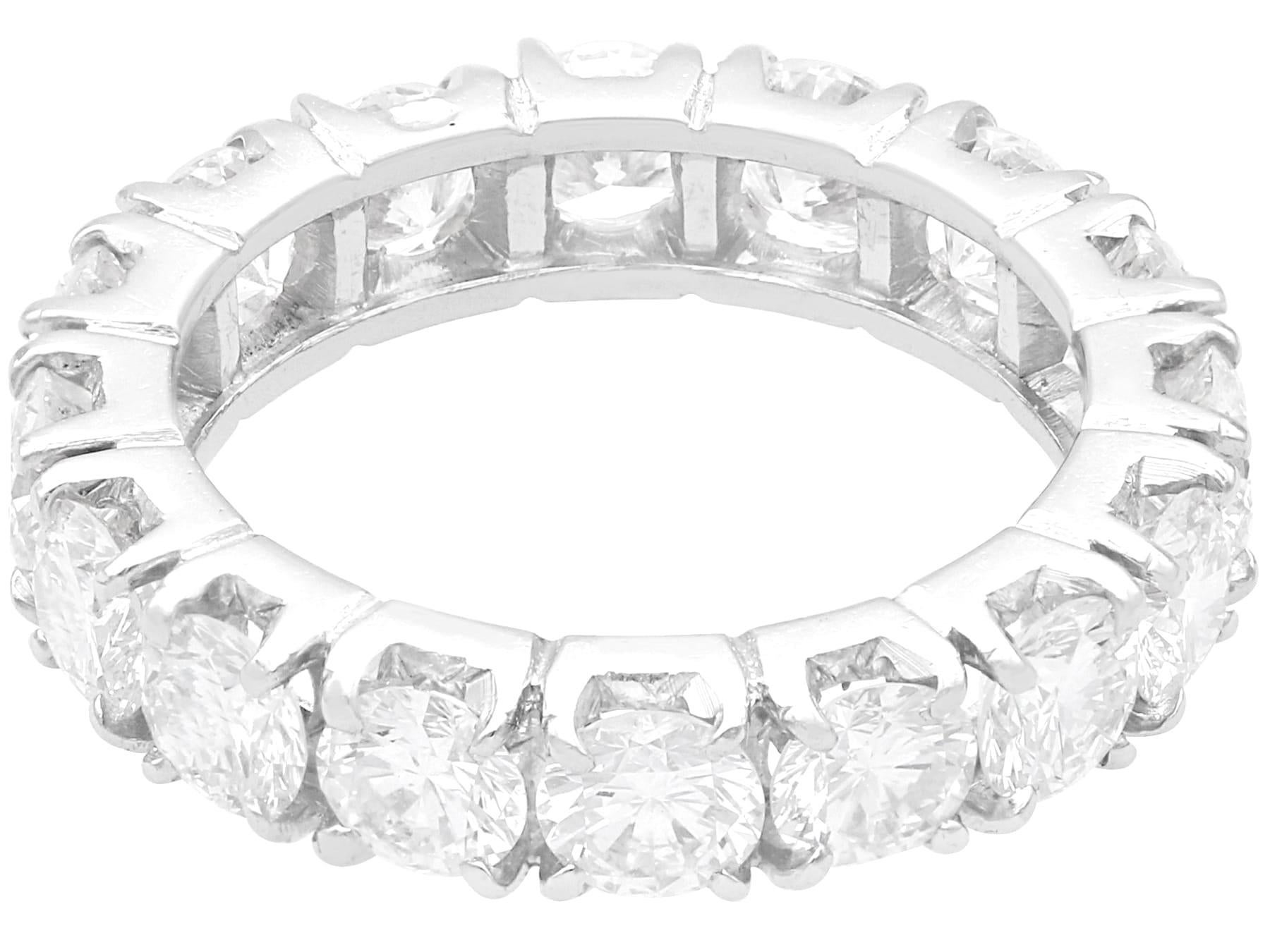 Vintage 4.12 Carat Diamond and 18k White Gold Full Eternity Ring In Excellent Condition In Jesmond, Newcastle Upon Tyne