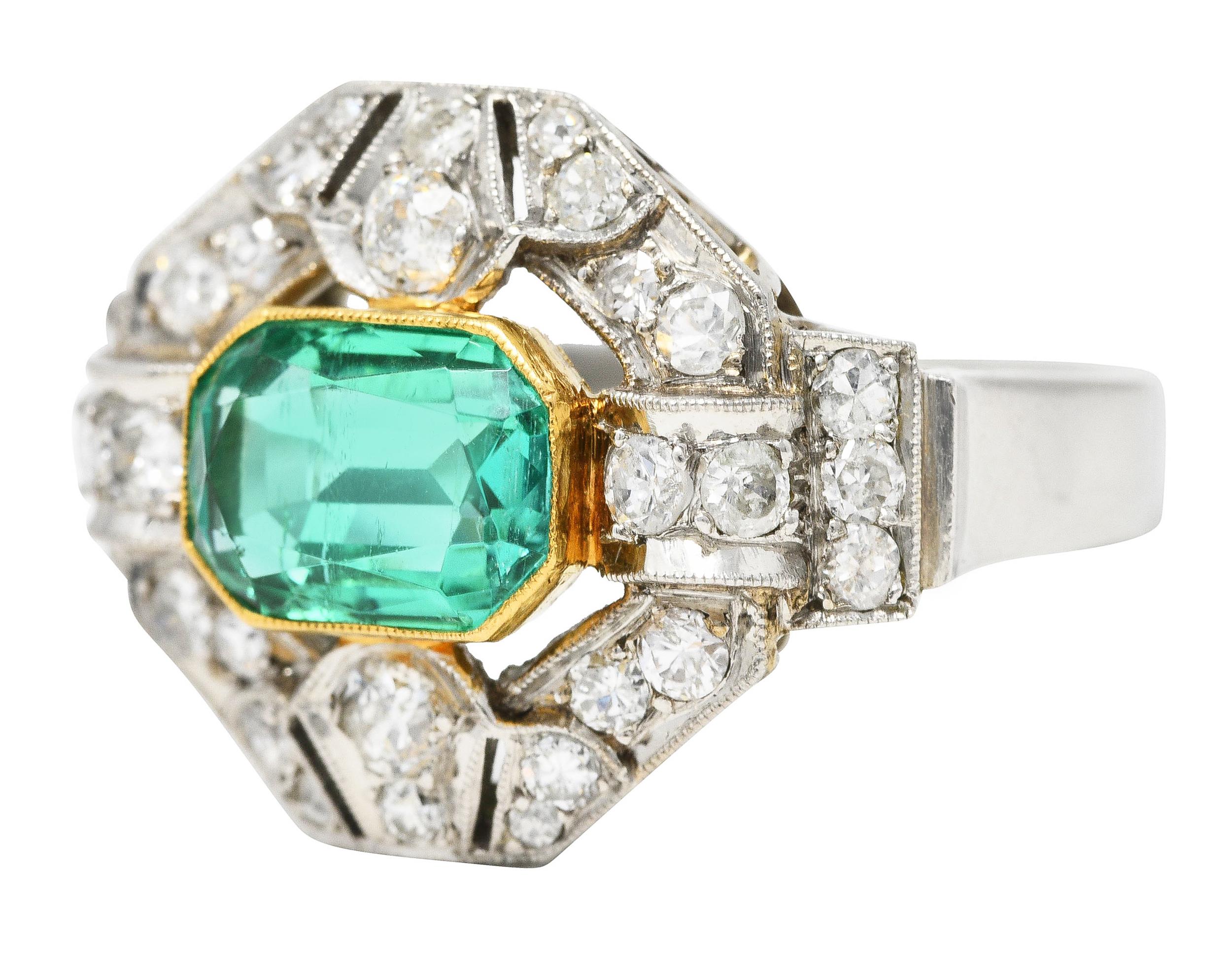 Emerald Cut Vintage 4.15 Carats Colombian Emerald Platinum 18 Karat Yellow Gold Ring