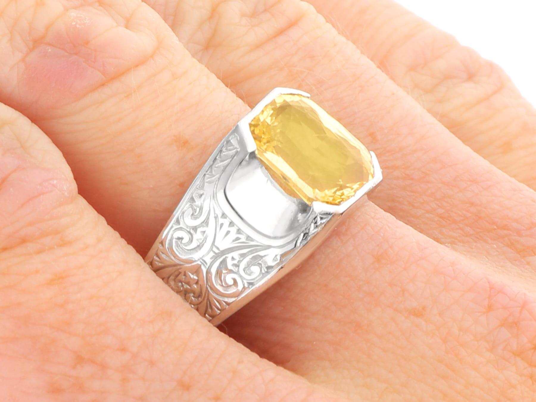 Bague de robe vintage en platine et saphir jaune de Ceylan 4,16 carats, c. 1990 en vente 2