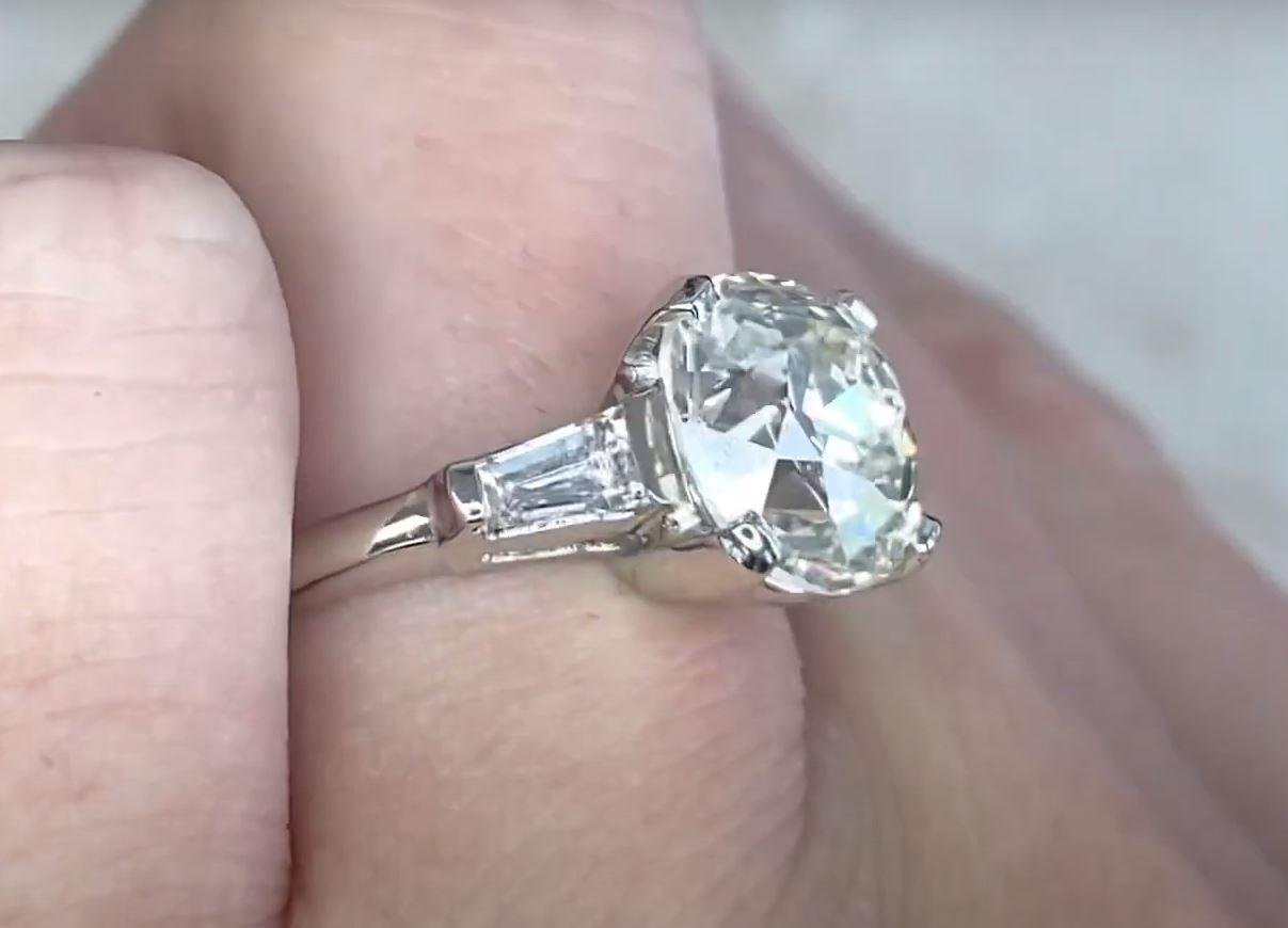 Vintage 4.25ct Old European Cut Diamond Engagement Ring, 14k Gold, circa 1950 In Excellent Condition For Sale In New York, NY