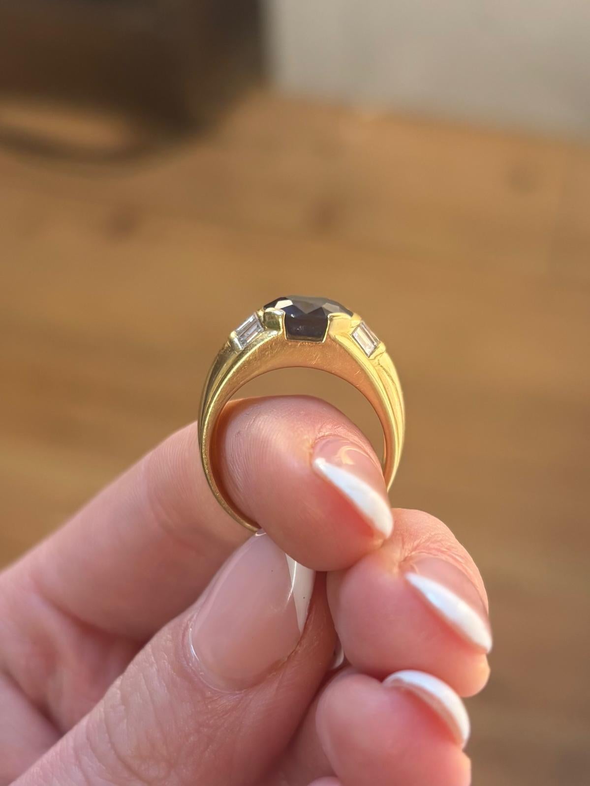 Vintage 4.30ct Blue Sapphire and Diamond Ring in 18k Yellow Gold For Sale 4