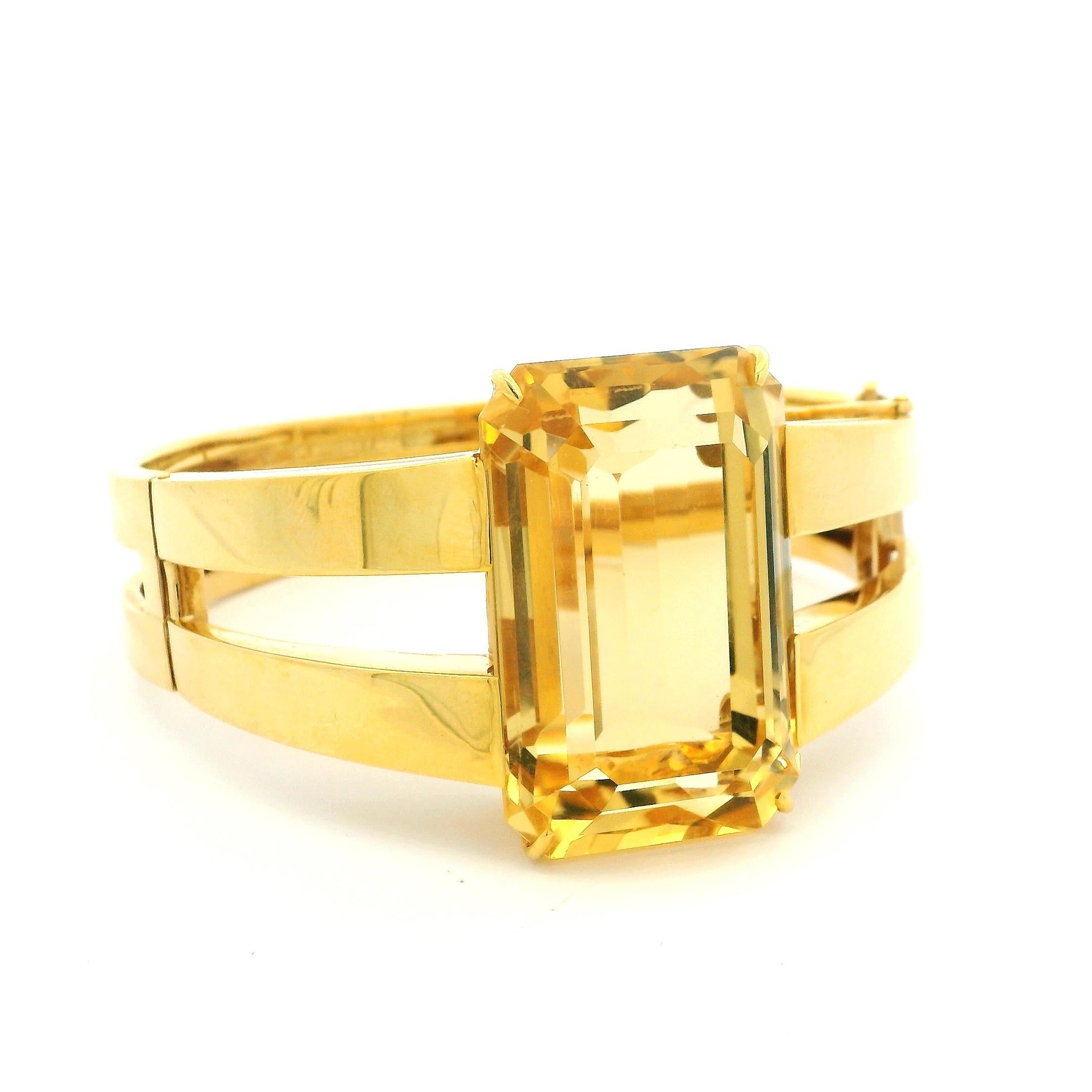 Bangle d'epoca in oro giallo 18 carati con citrino da 44,40 carati del 1960 in vendita 7