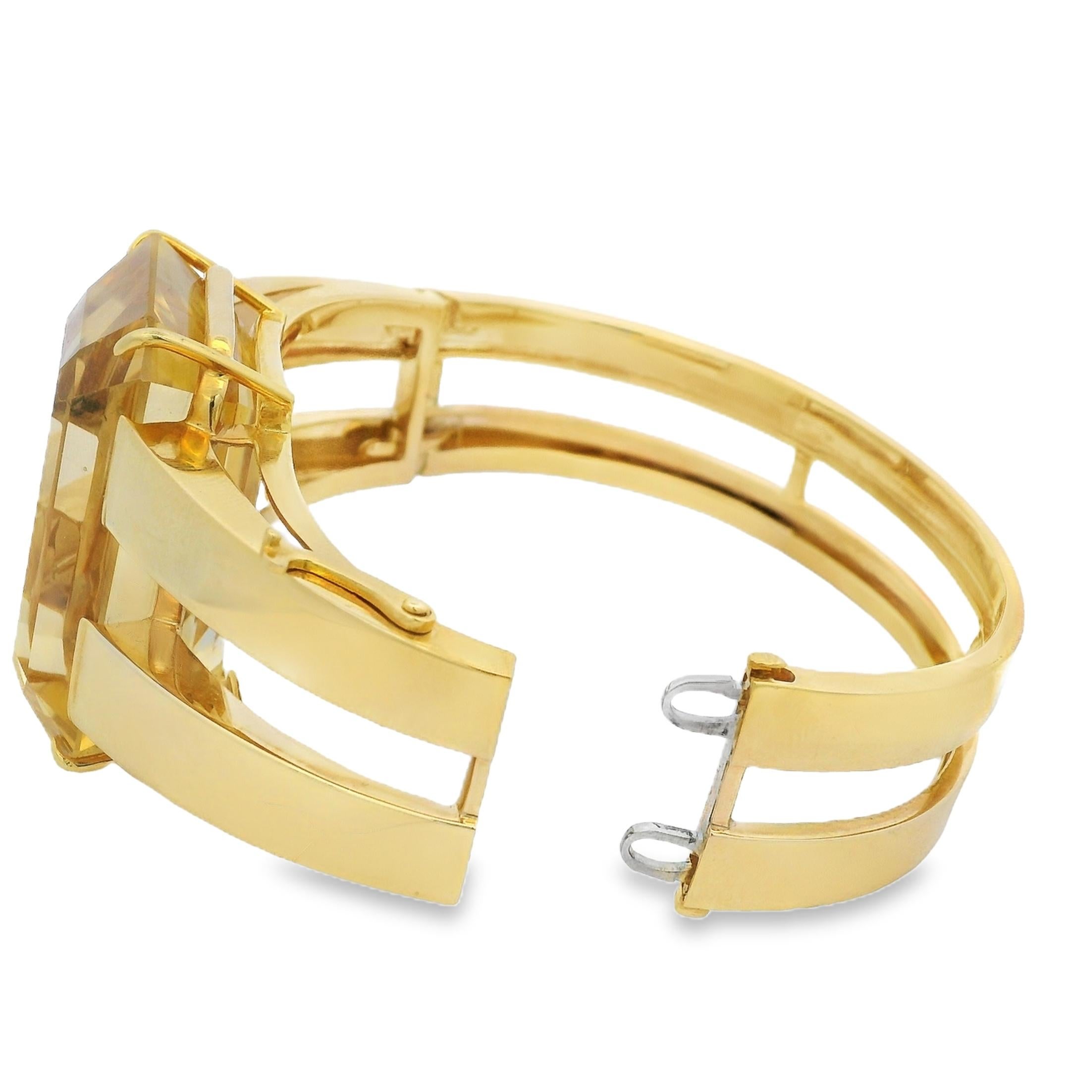 Vintage 44,40 Karat Citrin 18K Gelbgold Armreif aus 1960 für Damen oder Herren im Angebot