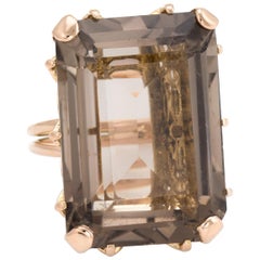 Vintage 45 Carat Smoky Quartz Cocktail Ring 18 Karat Gold Estate Fine Jewelry