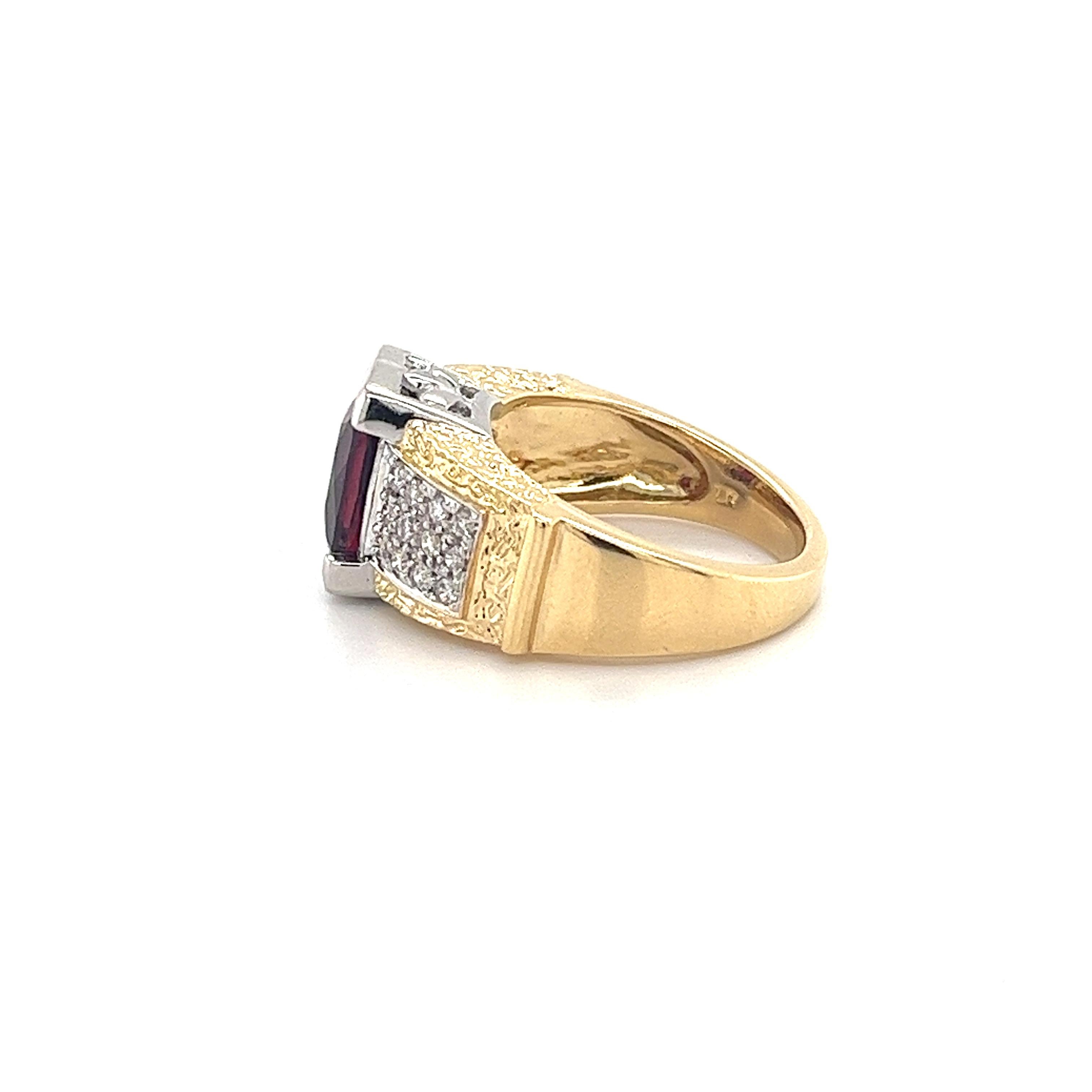 Women's or Men's Vintage 4.50 Carat Rubellite Tourmaline & Diamond Ring in Platinum 18K Gold  For Sale