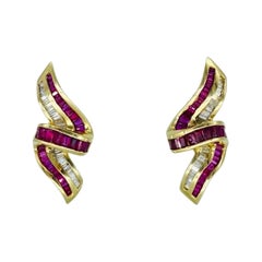 Vintage 4.50 Carat Ruby and Diamonds Swivel Lighting Strike Design Clip Earrings