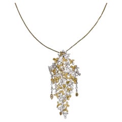 Vintage 4.50 Carat Striking Fancy Yellow & White Diamond Pendant/Brooch 18k