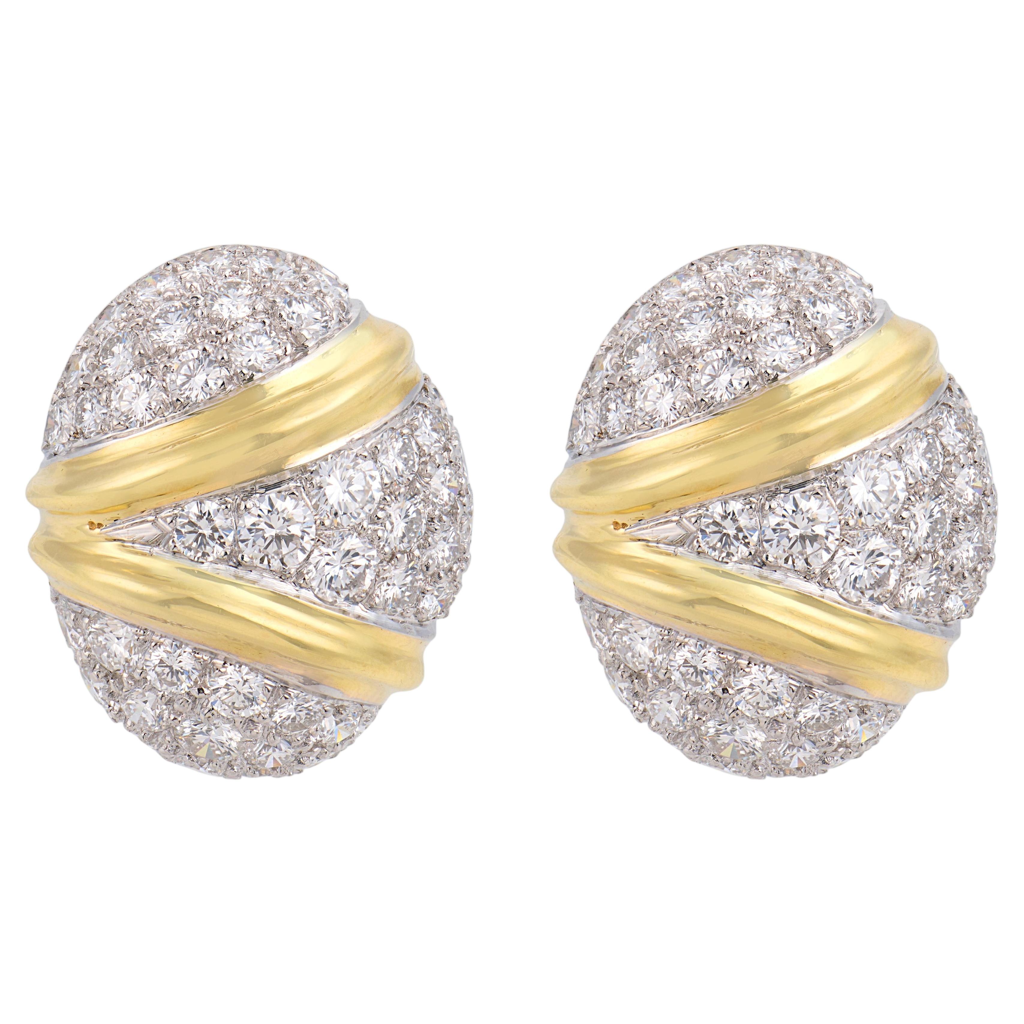 Boucles d'oreilles vintage en platine et or 18 carats, ornées de diamants d'un poids total de 4,50 carats