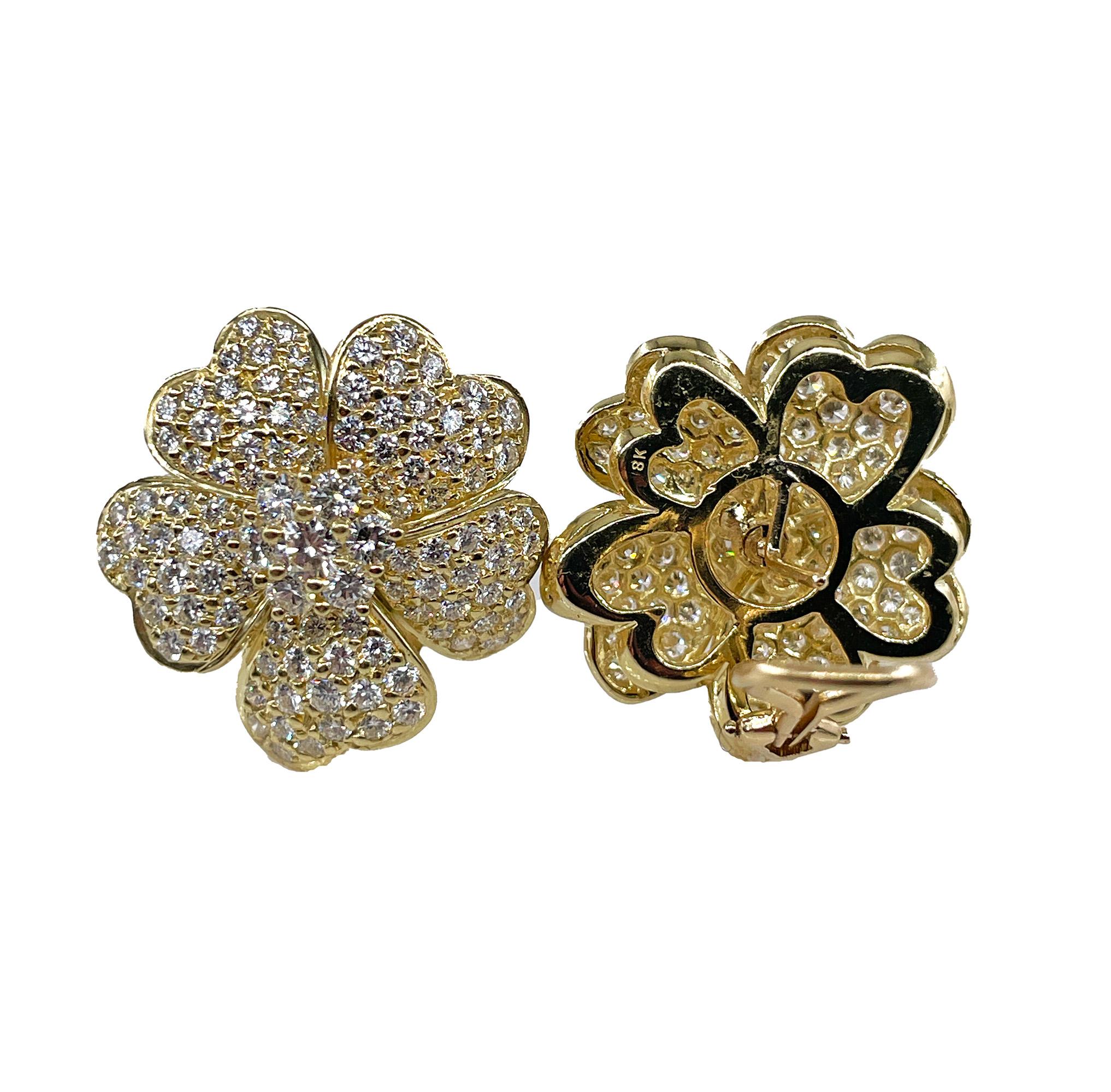 Women's Vintage 4.50ctw Diamond Flower Gold Earrings Ear Pendants in 18K Yellow Gold For Sale