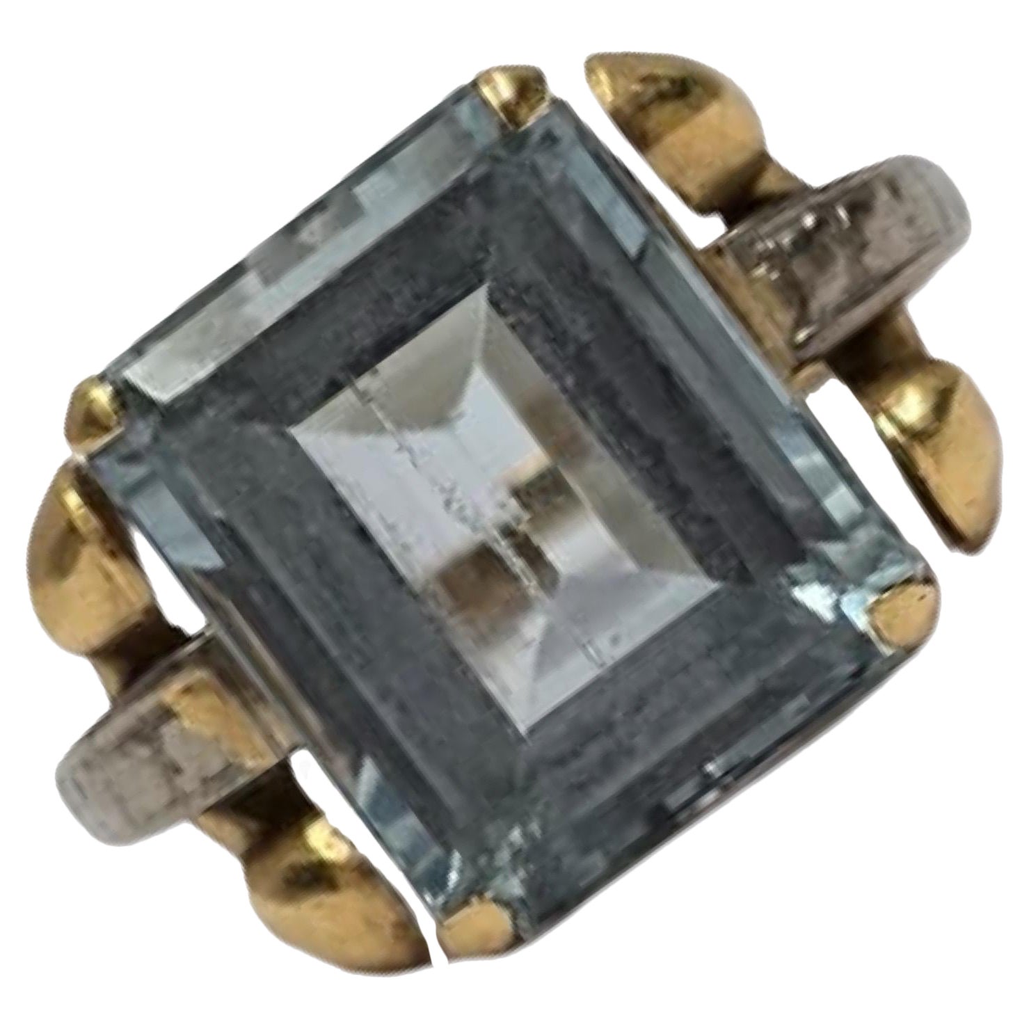Anello vintage con acquamarina taglio smeraldo da 4,52 carati, montatura scultorea Deco in oro 18 carati