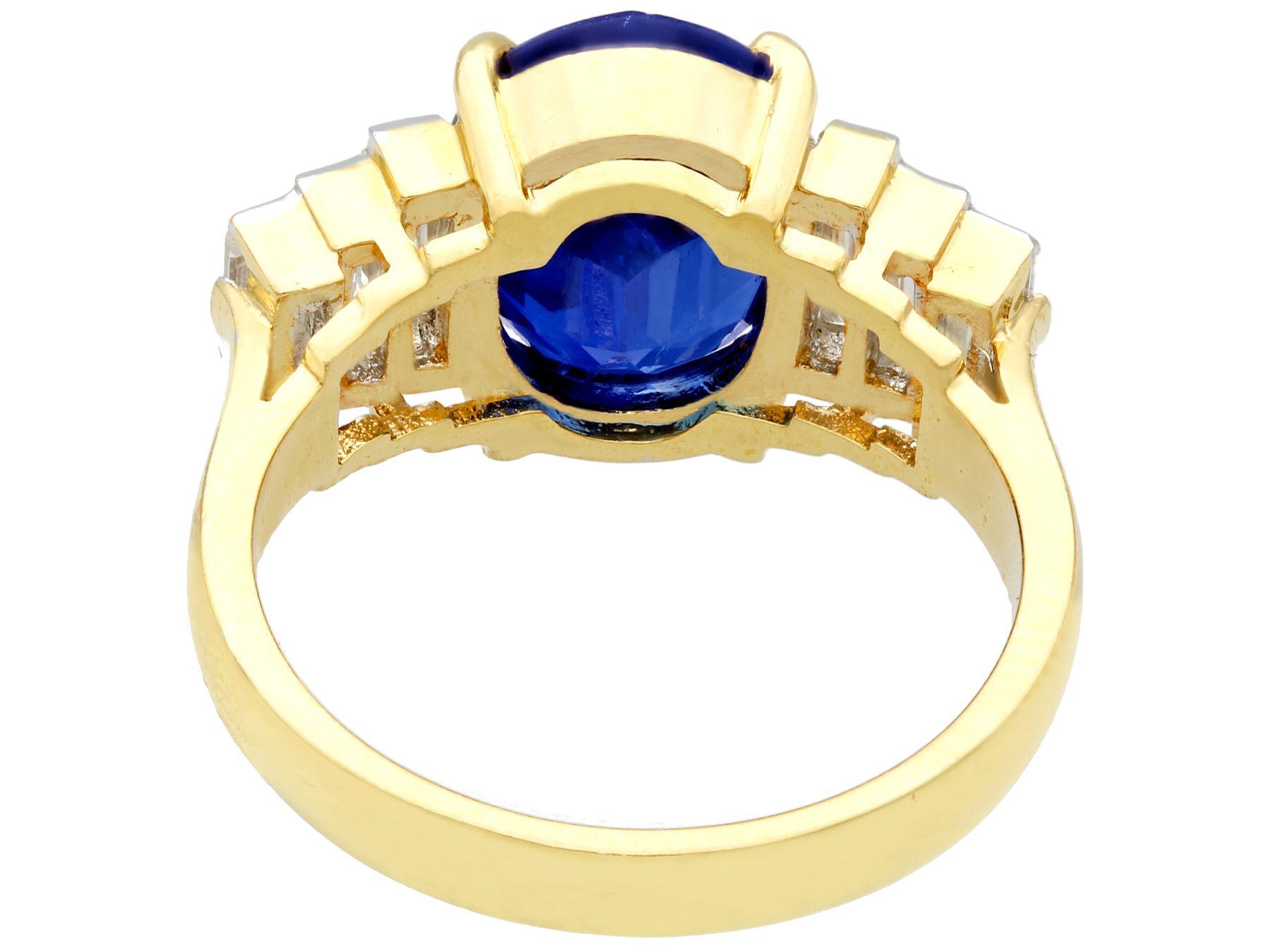 Women's or Men's Vintage 4.59 Carat Oval Cut Sapphire and 1.02 Carat Diamond Yellow Gold Ring For Sale