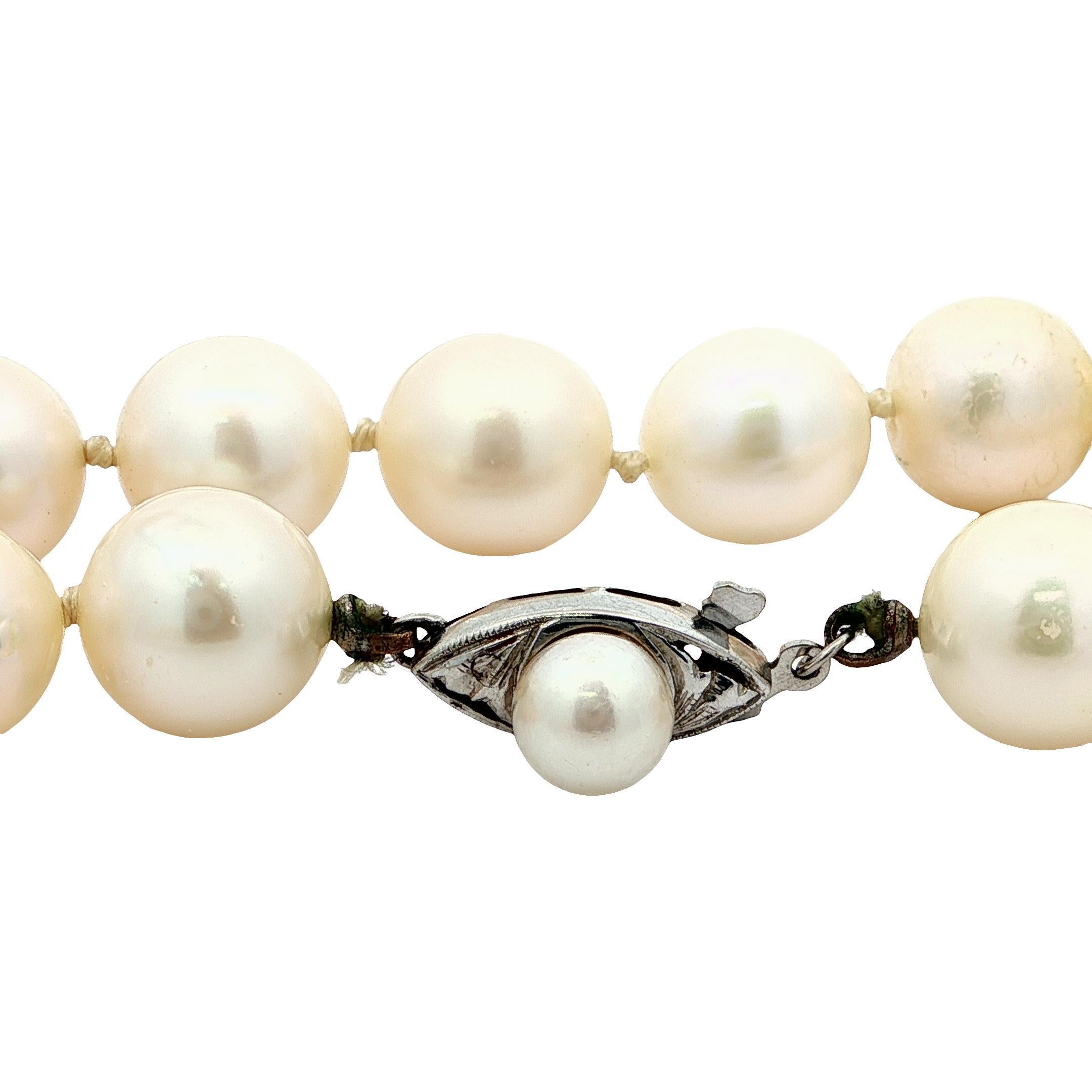 Collar vintage de 46
